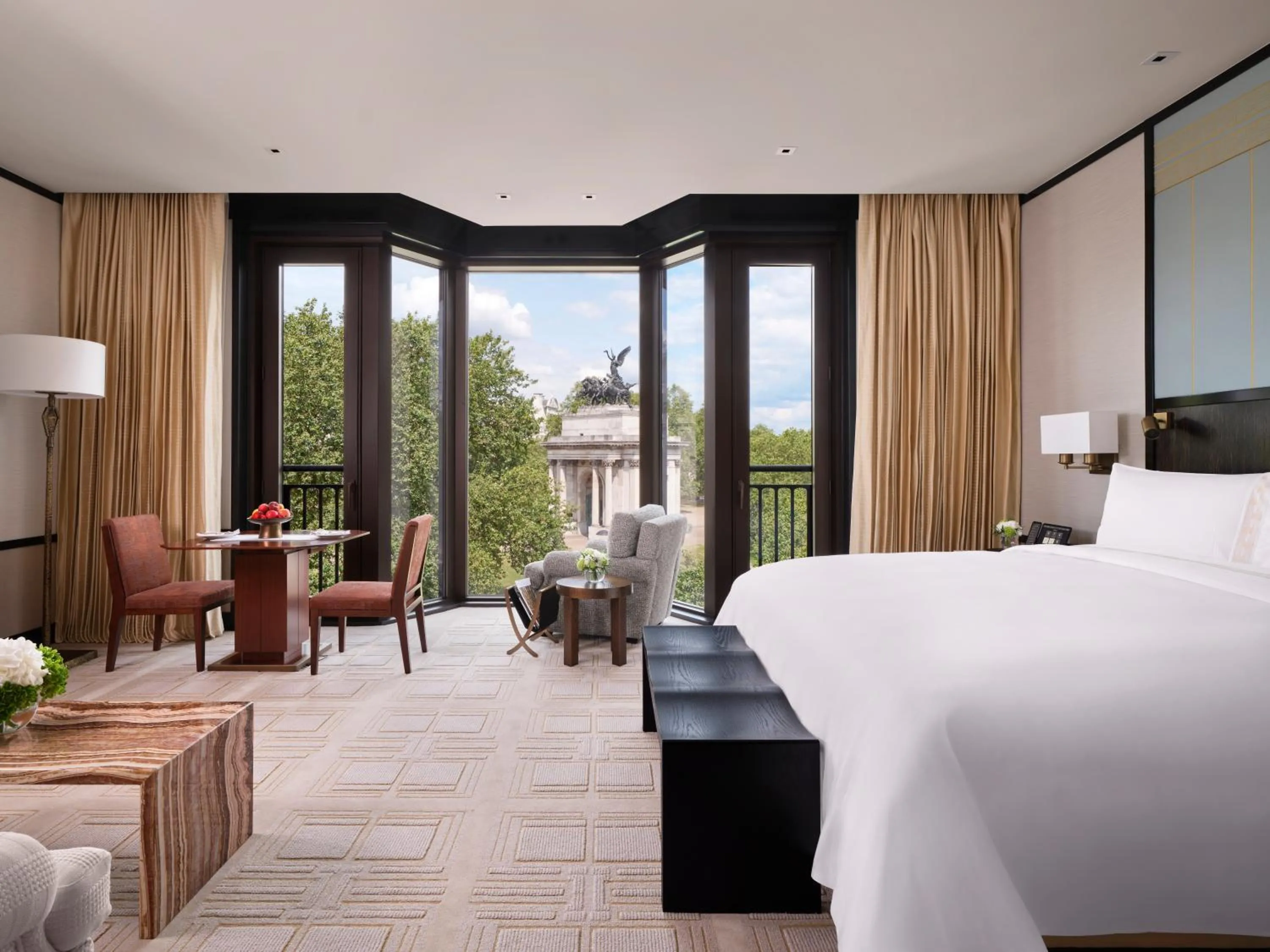 Bed in The Peninsula London