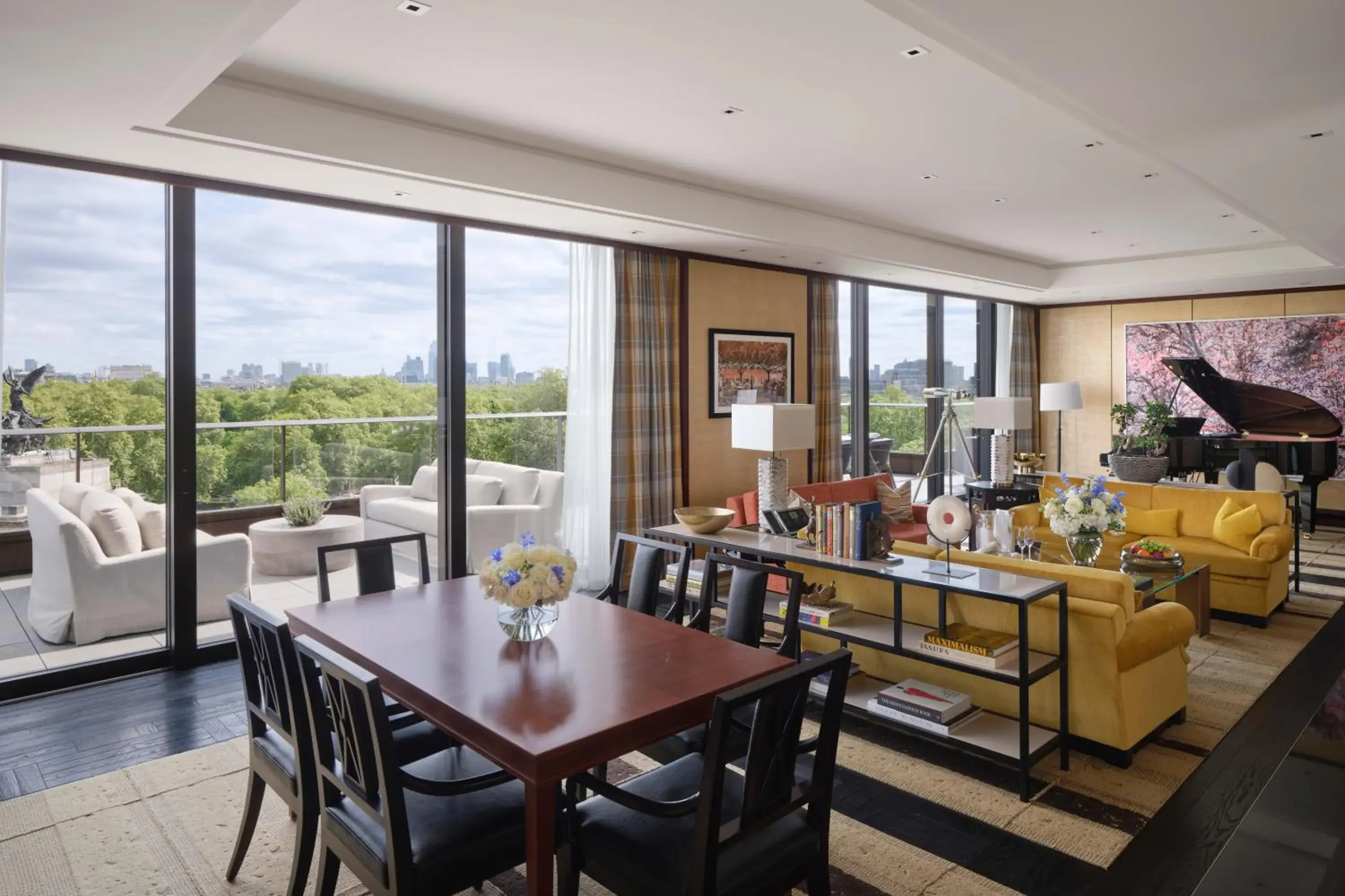 Living room in The Peninsula London Living room in The Peninsula London