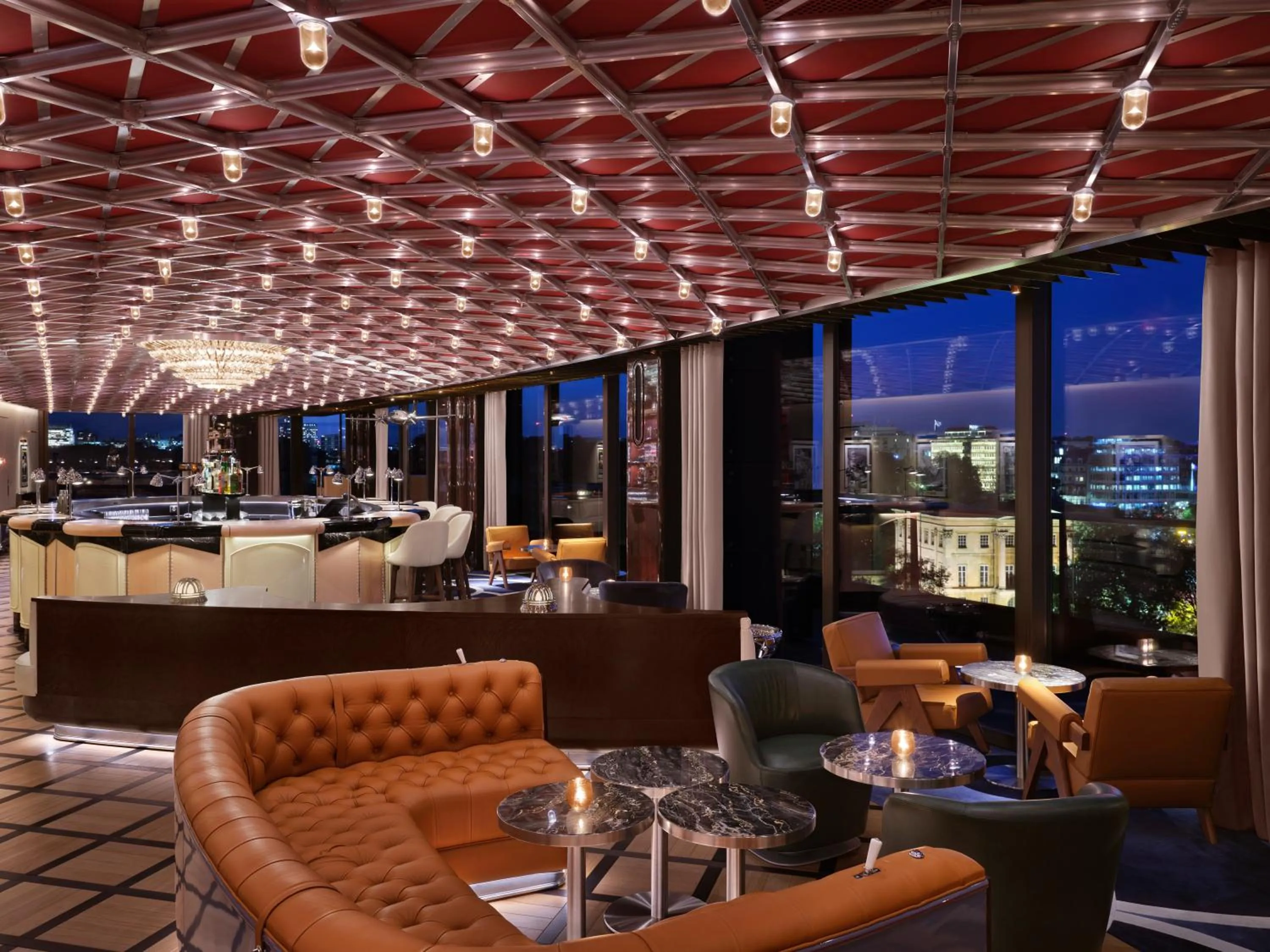 Restaurant/places to eat in The Peninsula London