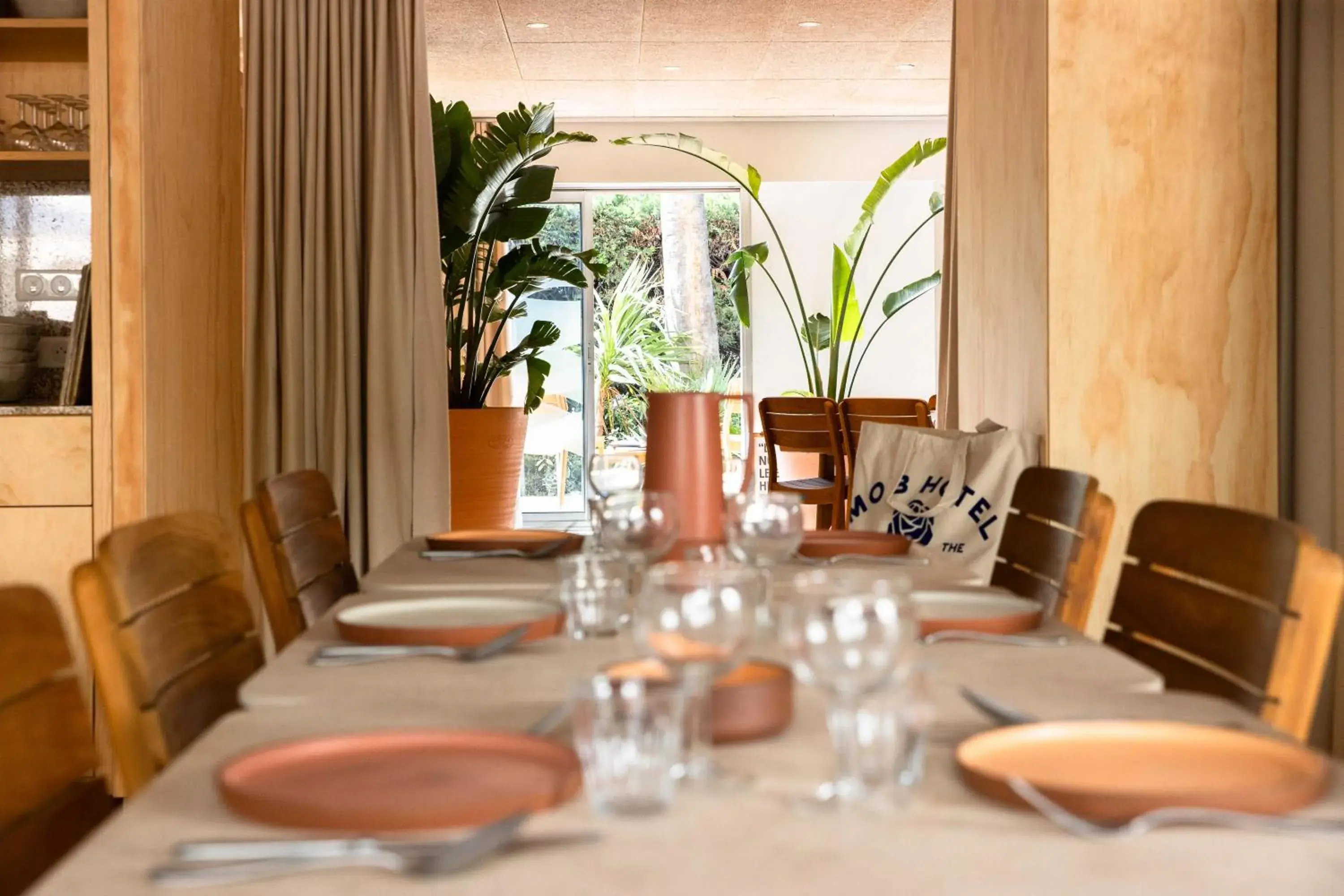 Restaurant/places to eat in MOB HOTEL Cannes Restaurant/places to eat in MOB HOTEL Cannes