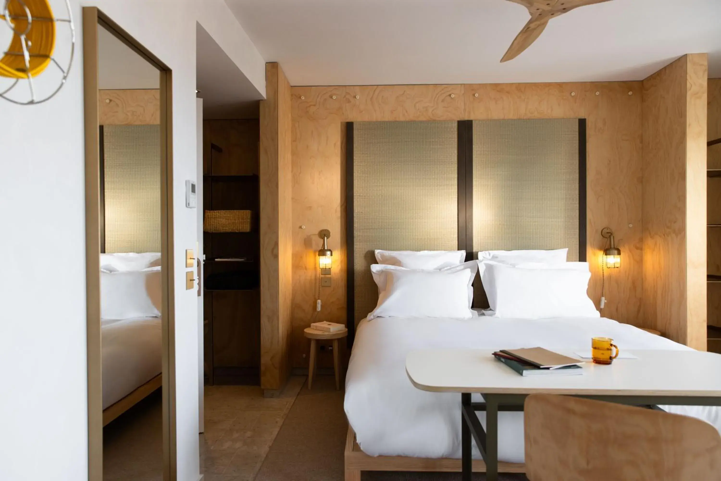 Bed in MOB HOTEL Cannes Bed in MOB HOTEL Cannes
