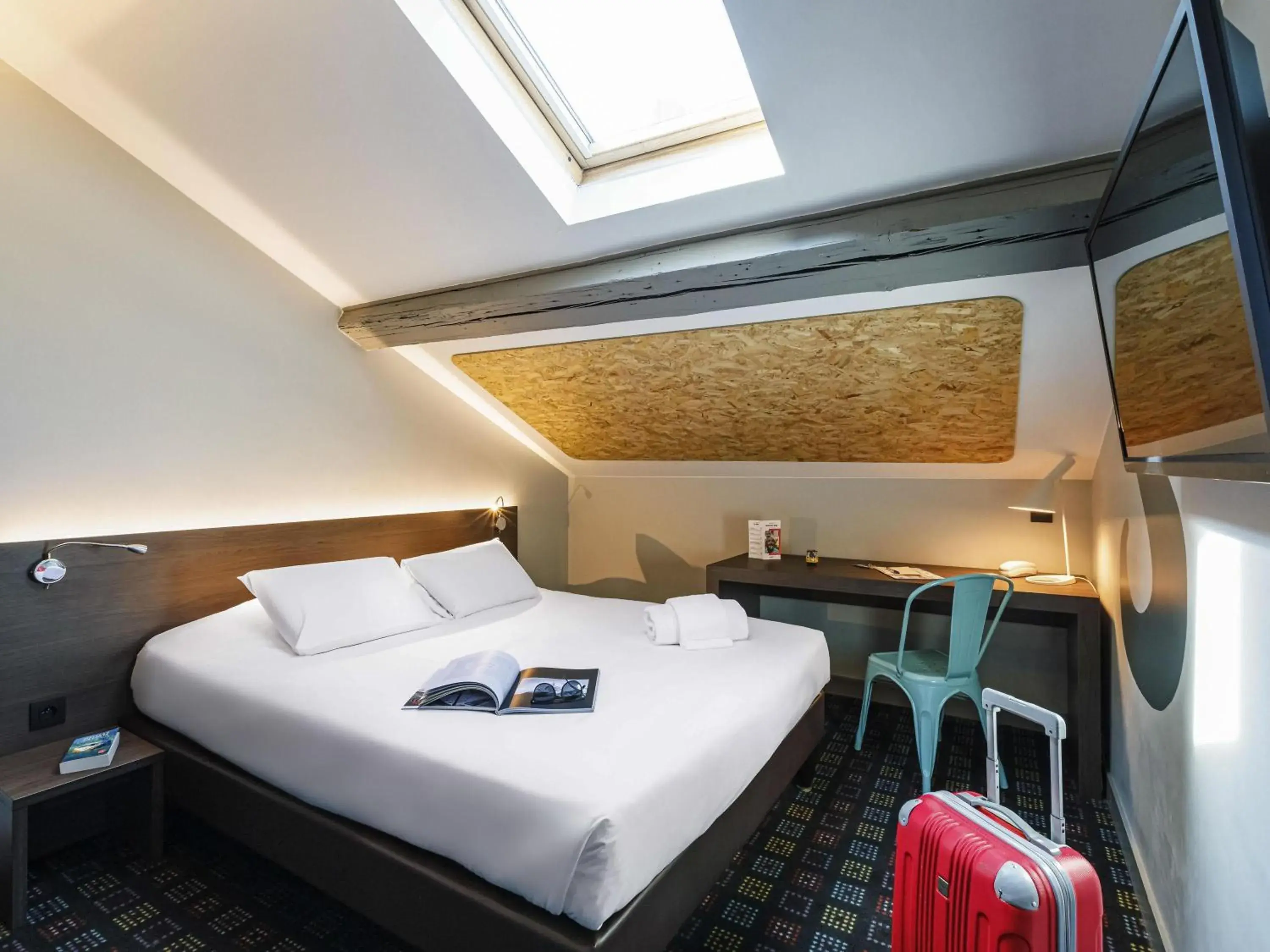 Bedroom, Bed in Greet Hotel Lyon Confluence Bedroom, Bed in Greet Hotel Lyon Confluence