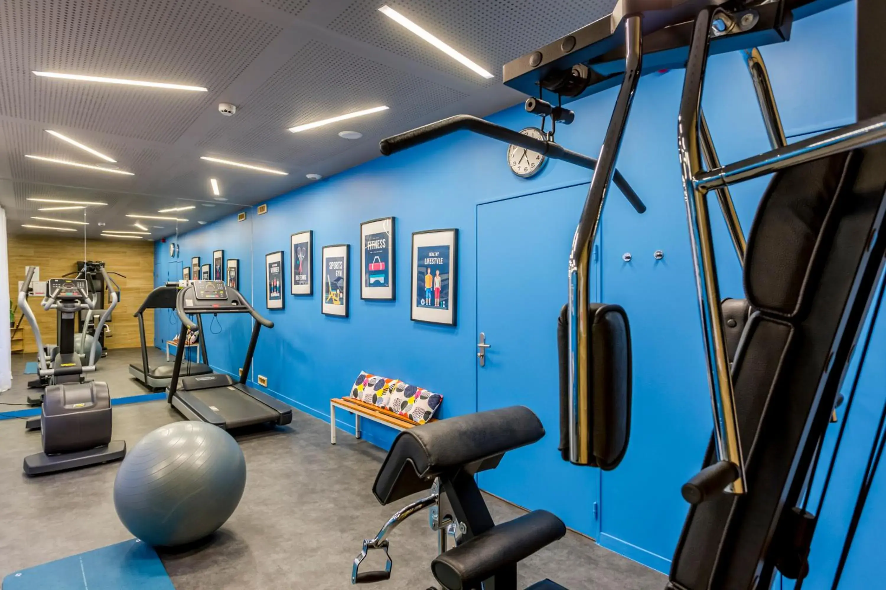 Fitness centre/facilities in Appart'City Collection Paris Vélizy Fitness centre/facilities in Appart'City Collection Paris Vélizy
