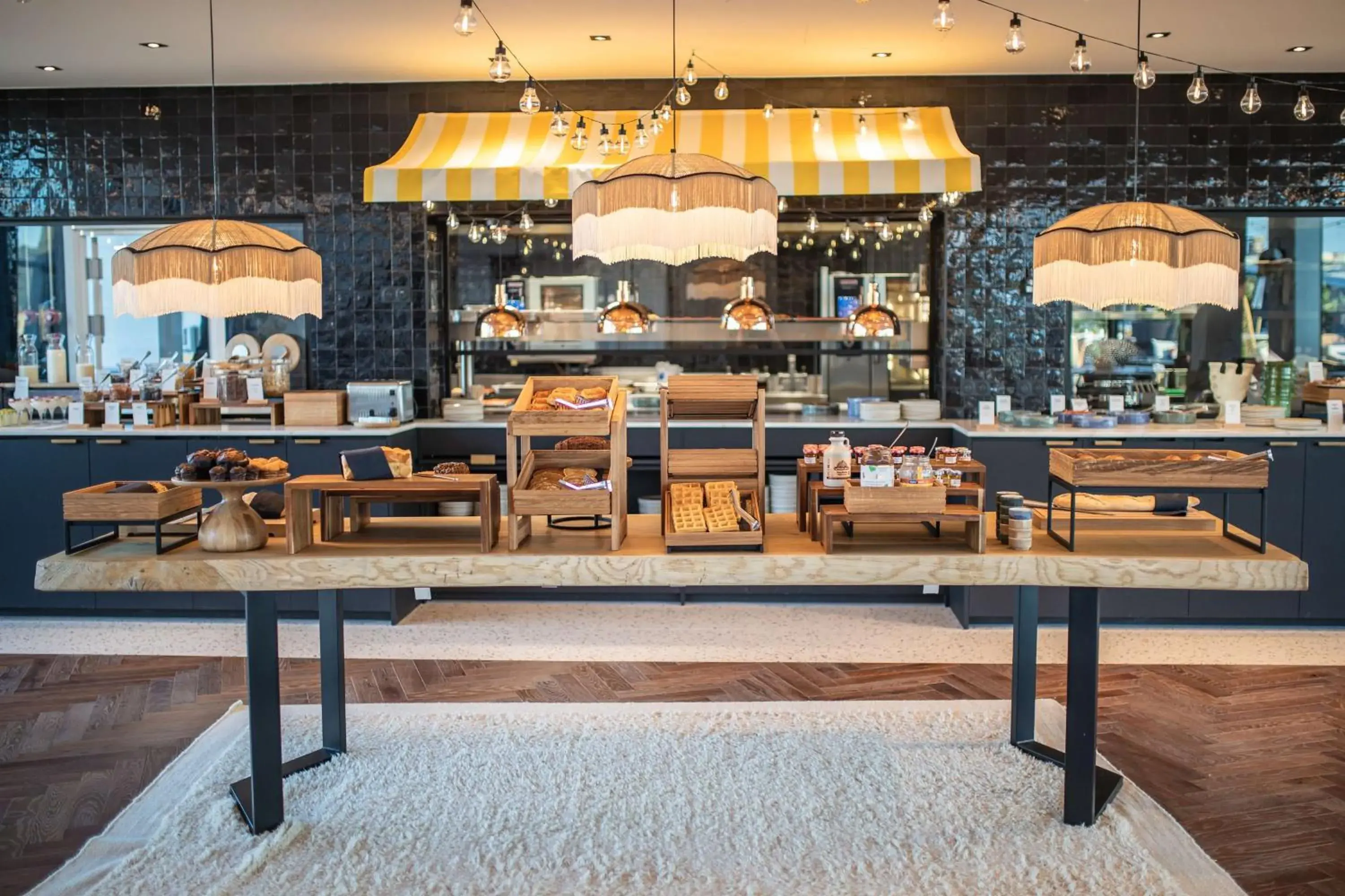 Restaurant/places to eat in Doubletree By Hilton Nice Centre Iconic Restaurant/places to eat in Doubletree By Hilton Nice Centre Iconic