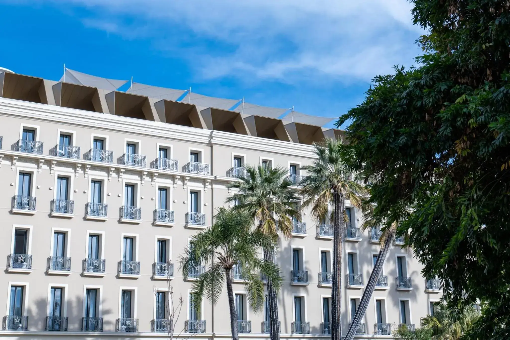 Property building in Maison Albar - Le Victoria Property building in Maison Albar - Le Victoria