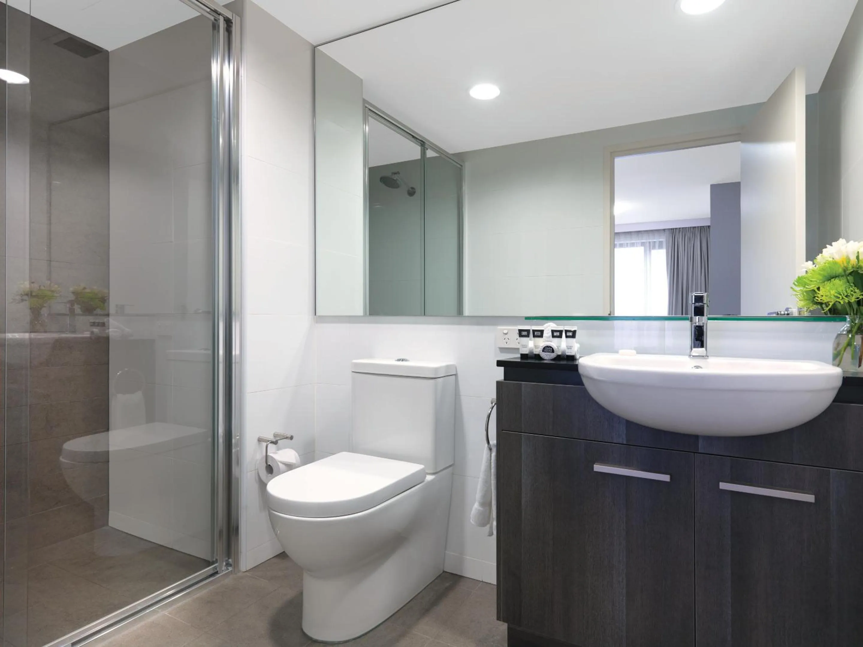 Toilet in Adina Apartment Hotel Sydney Airport