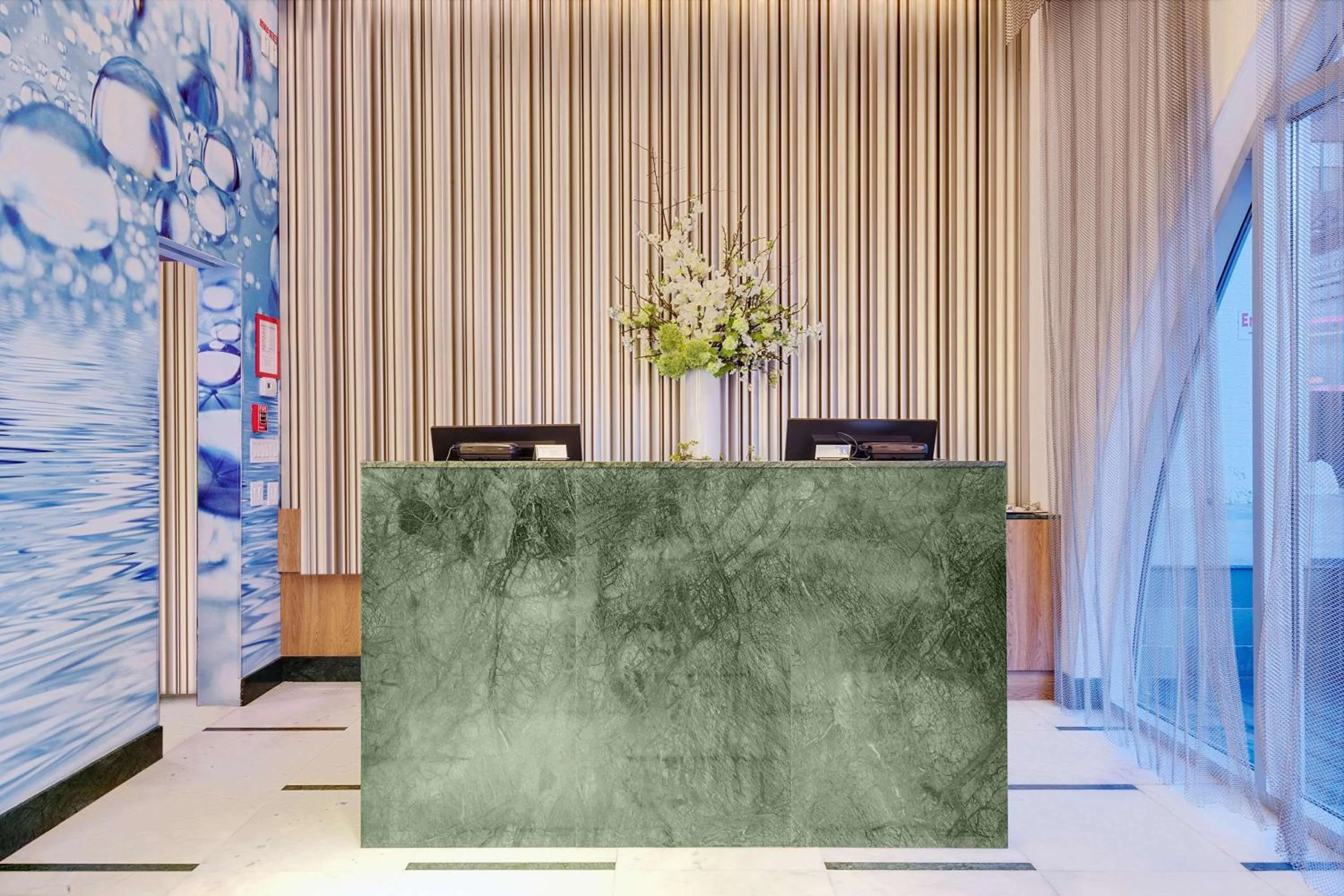 Lobby or reception in Wyndham Garden Brooklyn Sunset Park