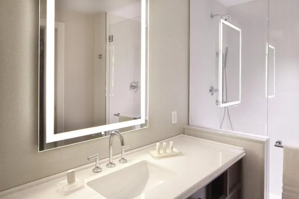 Bathroom in Hotel Indigo Atlanta Downtown by IHG Bathroom in Hotel Indigo Atlanta Downtown by IHG