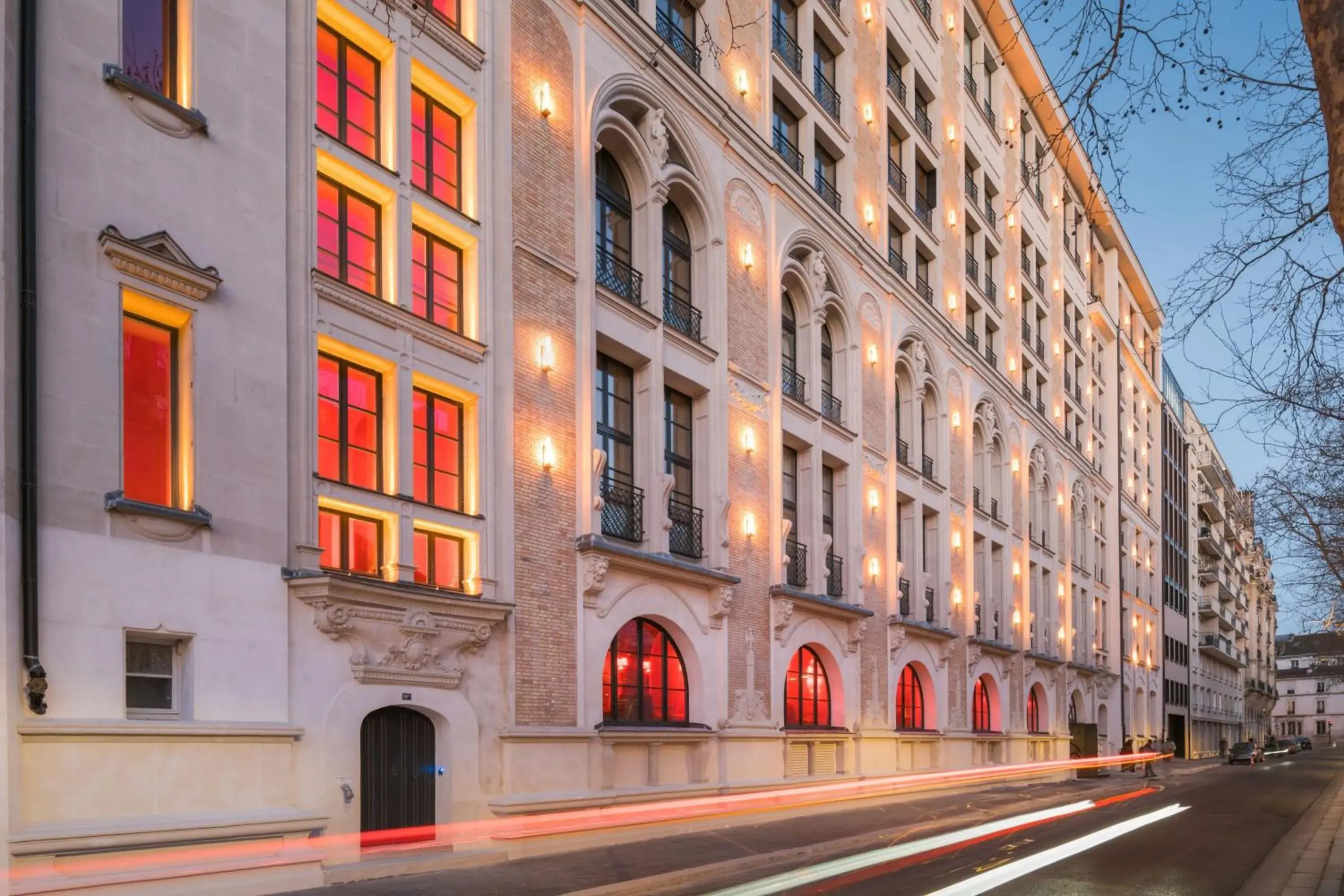 Property building in Hotel SAX Paris, LXR Hotels & Resorts Property building in Hotel SAX Paris, LXR Hotels & Resorts