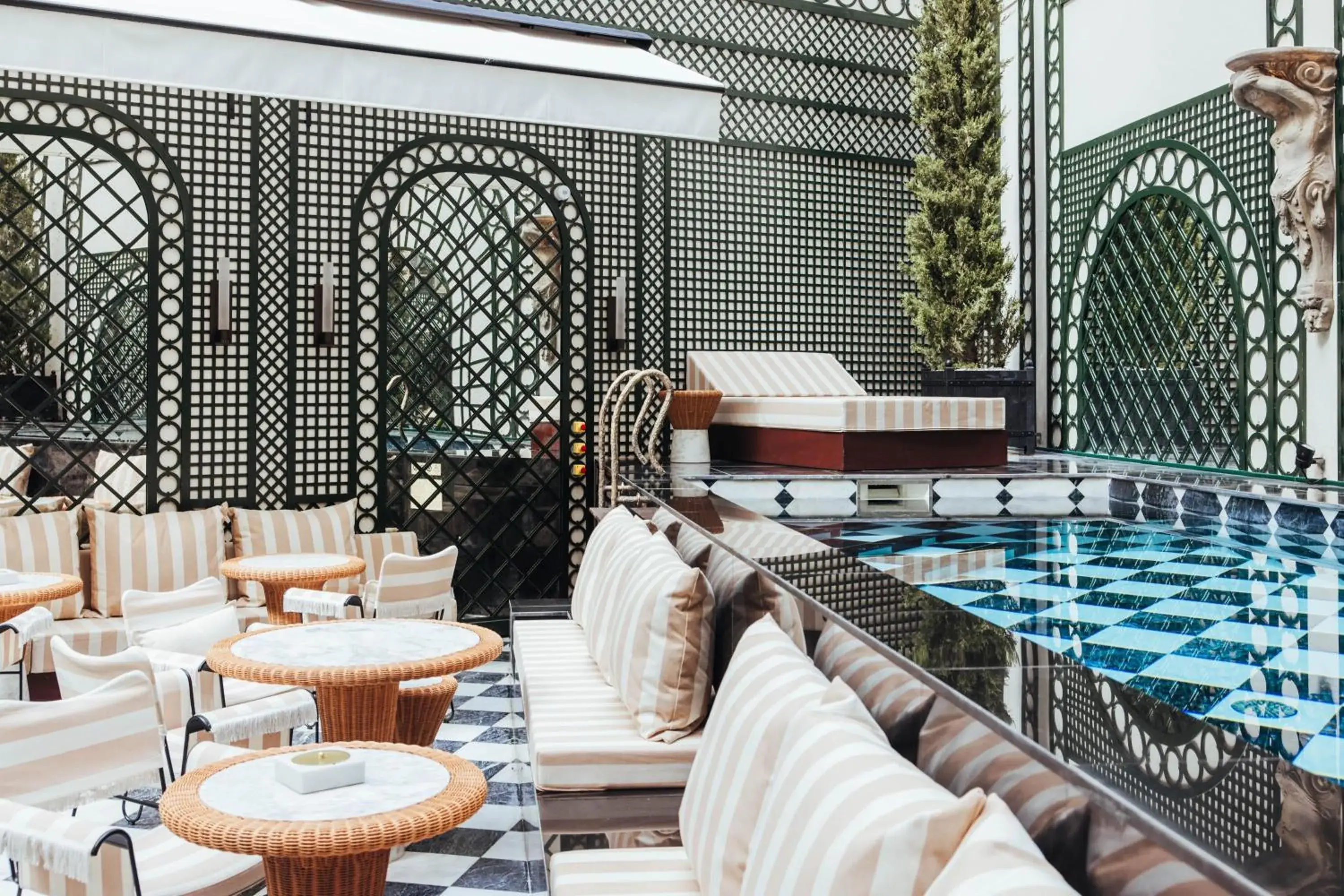 Lobby or reception in Hotel SAX Paris, LXR Hotels & Resorts Lobby or reception in Hotel SAX Paris, LXR Hotels & Resorts