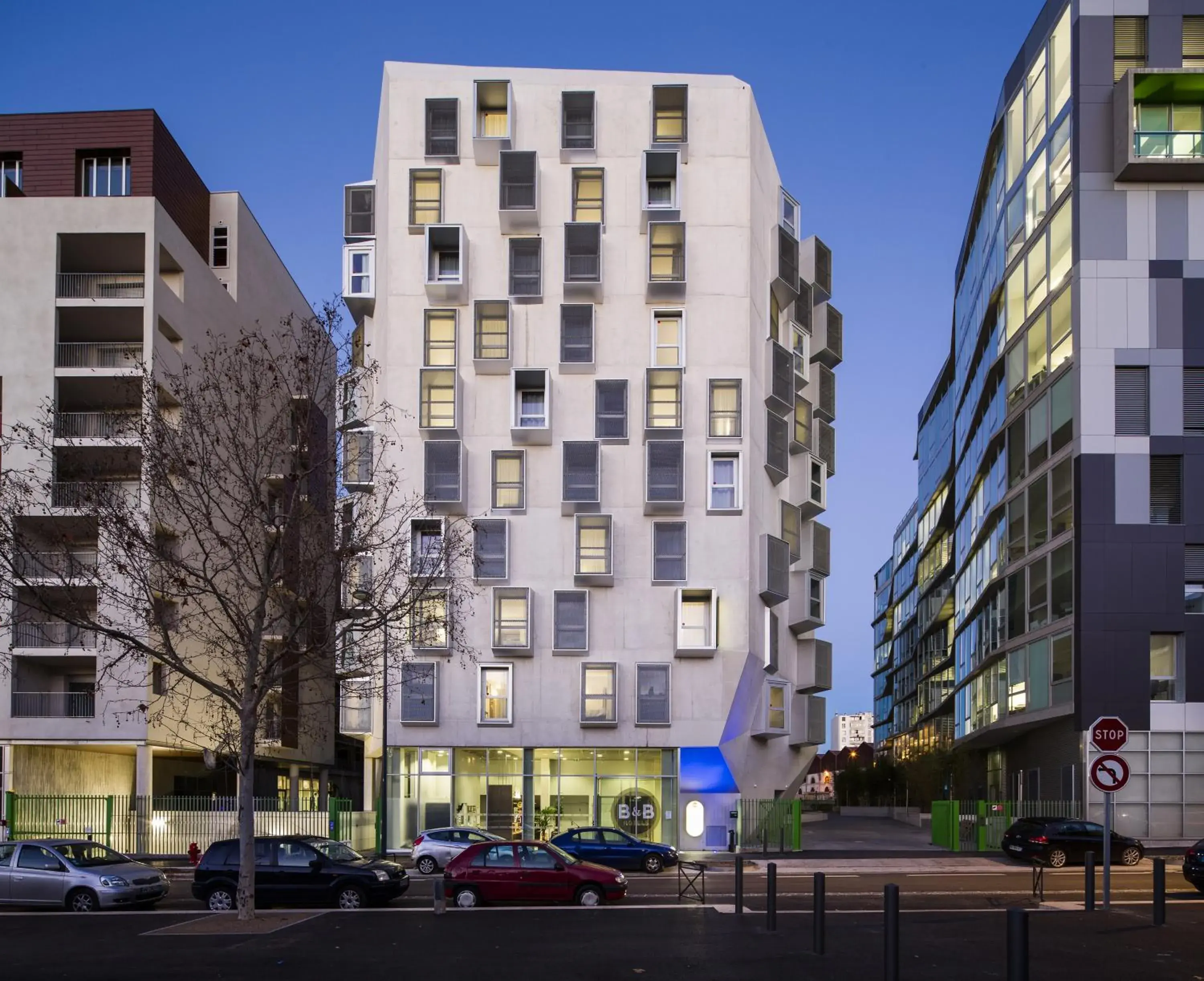 Property building in B&B HOTEL Marseille Euromed Property building in B&B HOTEL Marseille Euromed