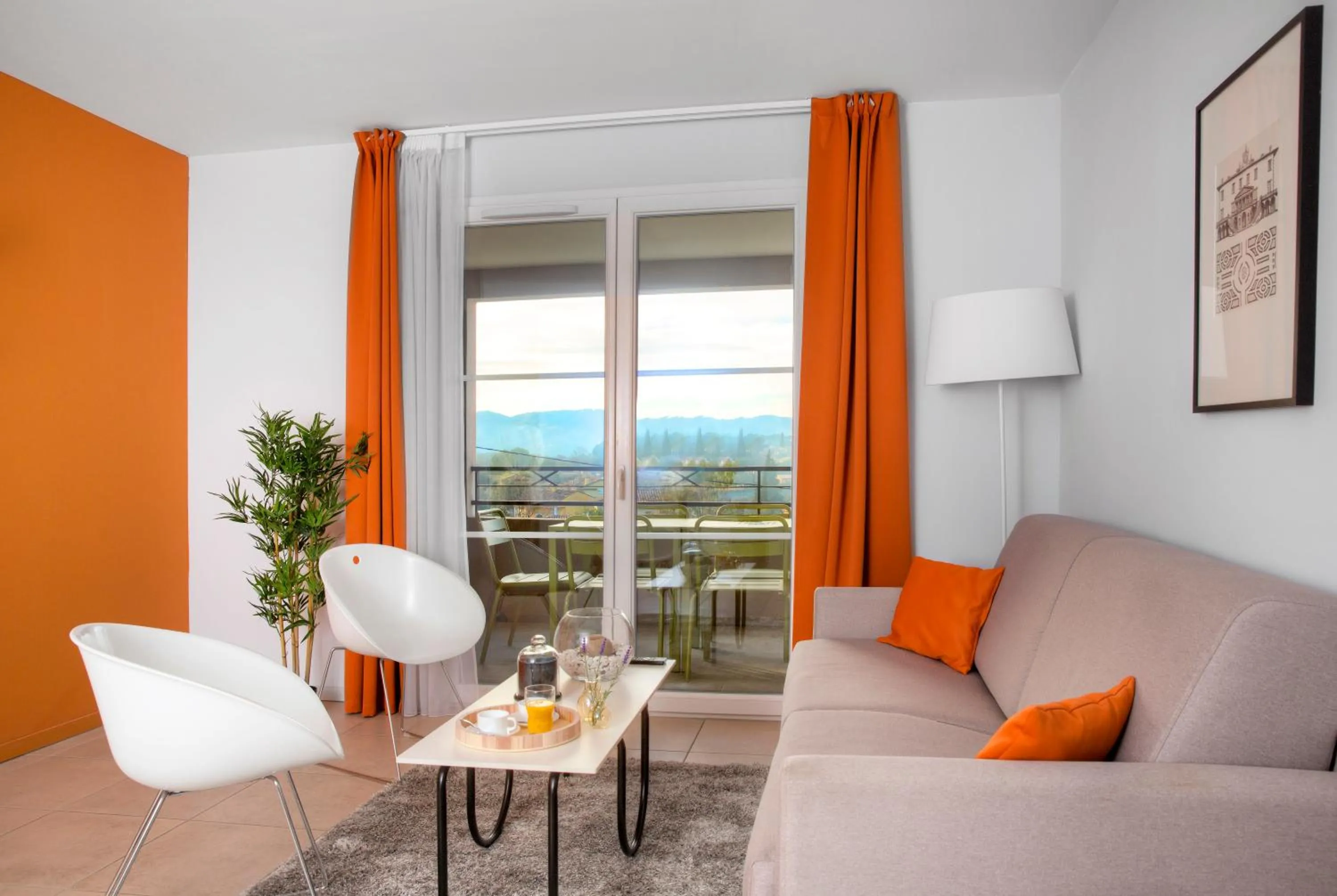 Decorative detail in Adonis Mougins