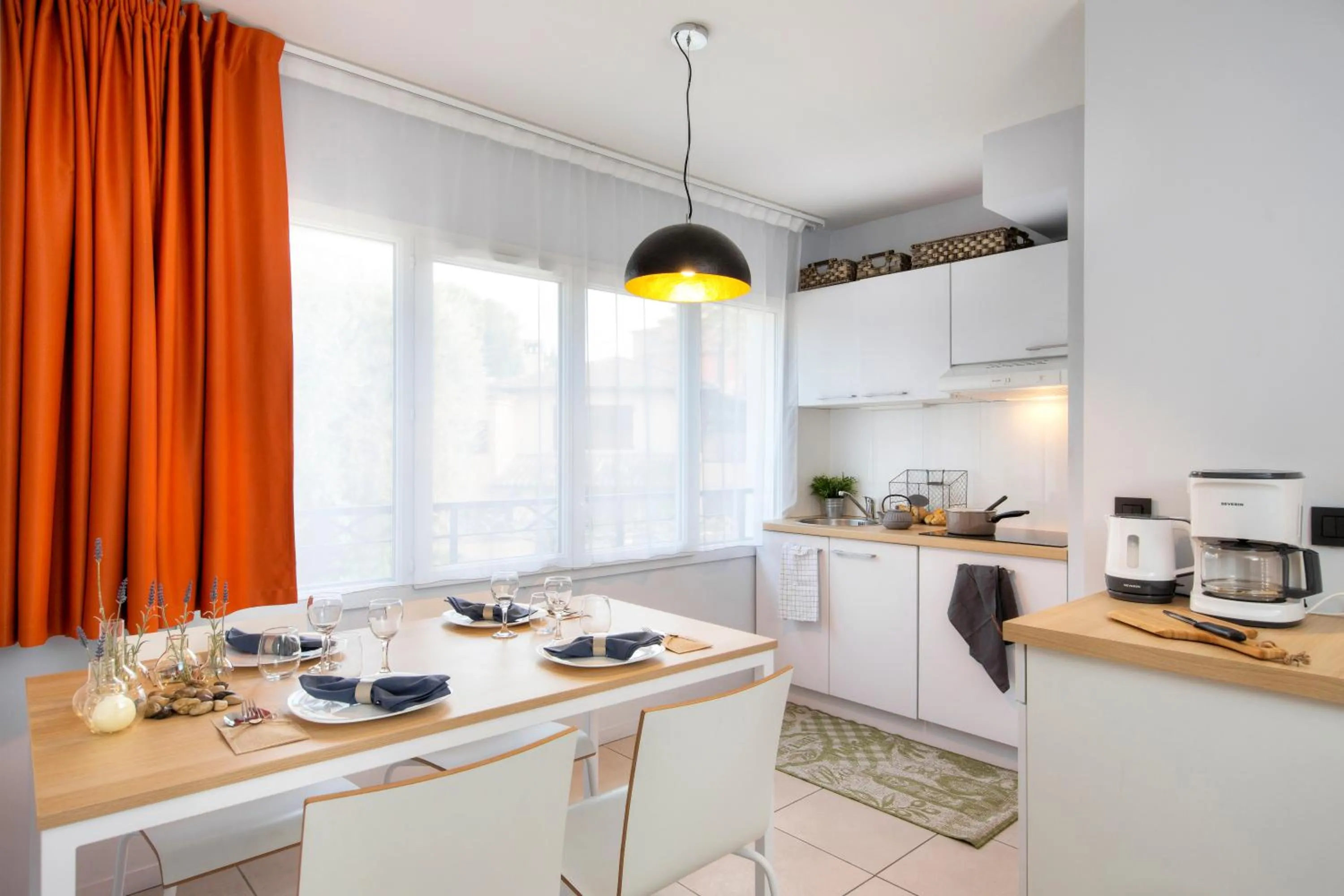 Kitchen or kitchenette in Adonis Mougins