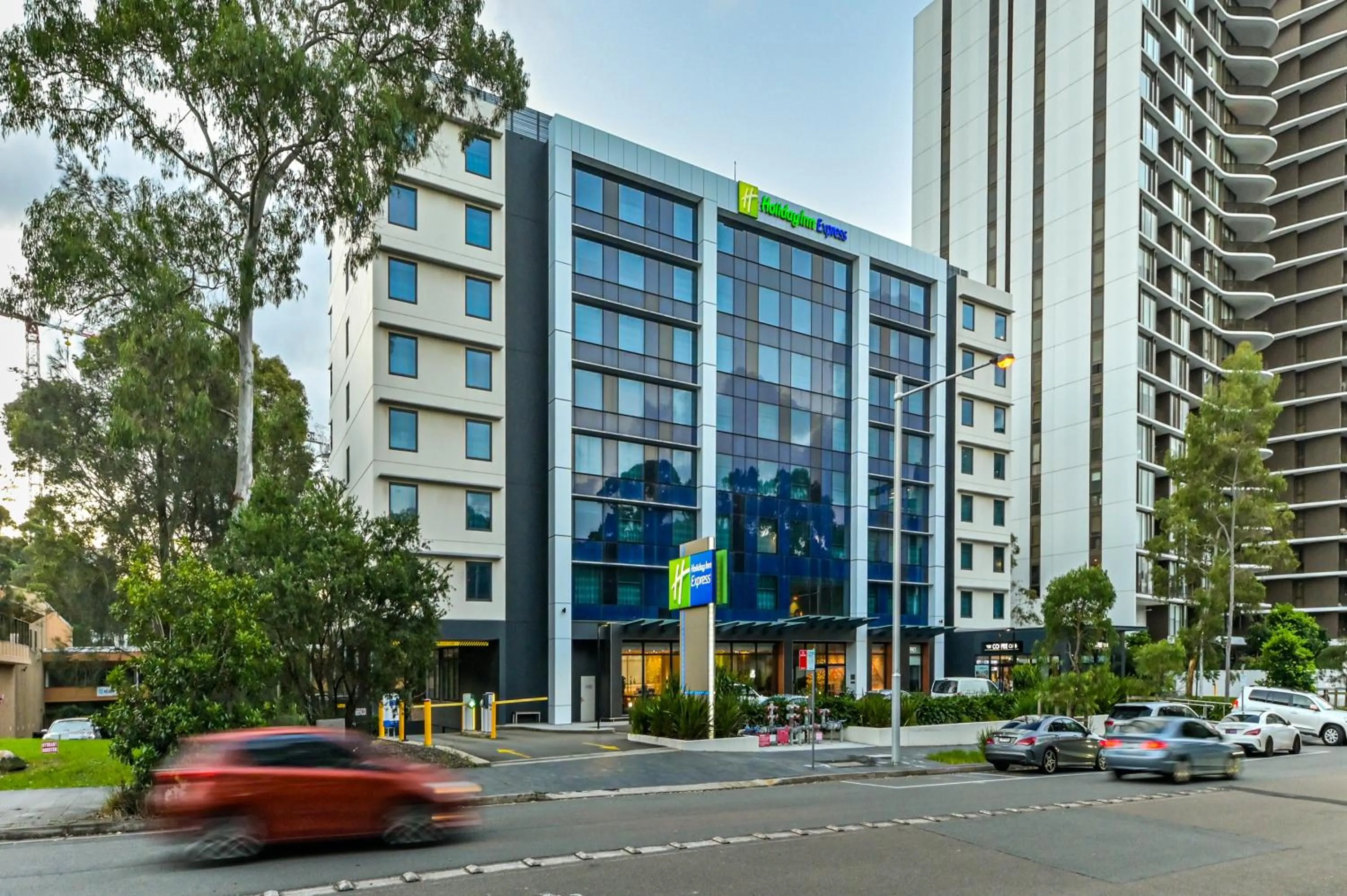 Property building in Holiday Inn Express Sydney Macquarie Park by IHG