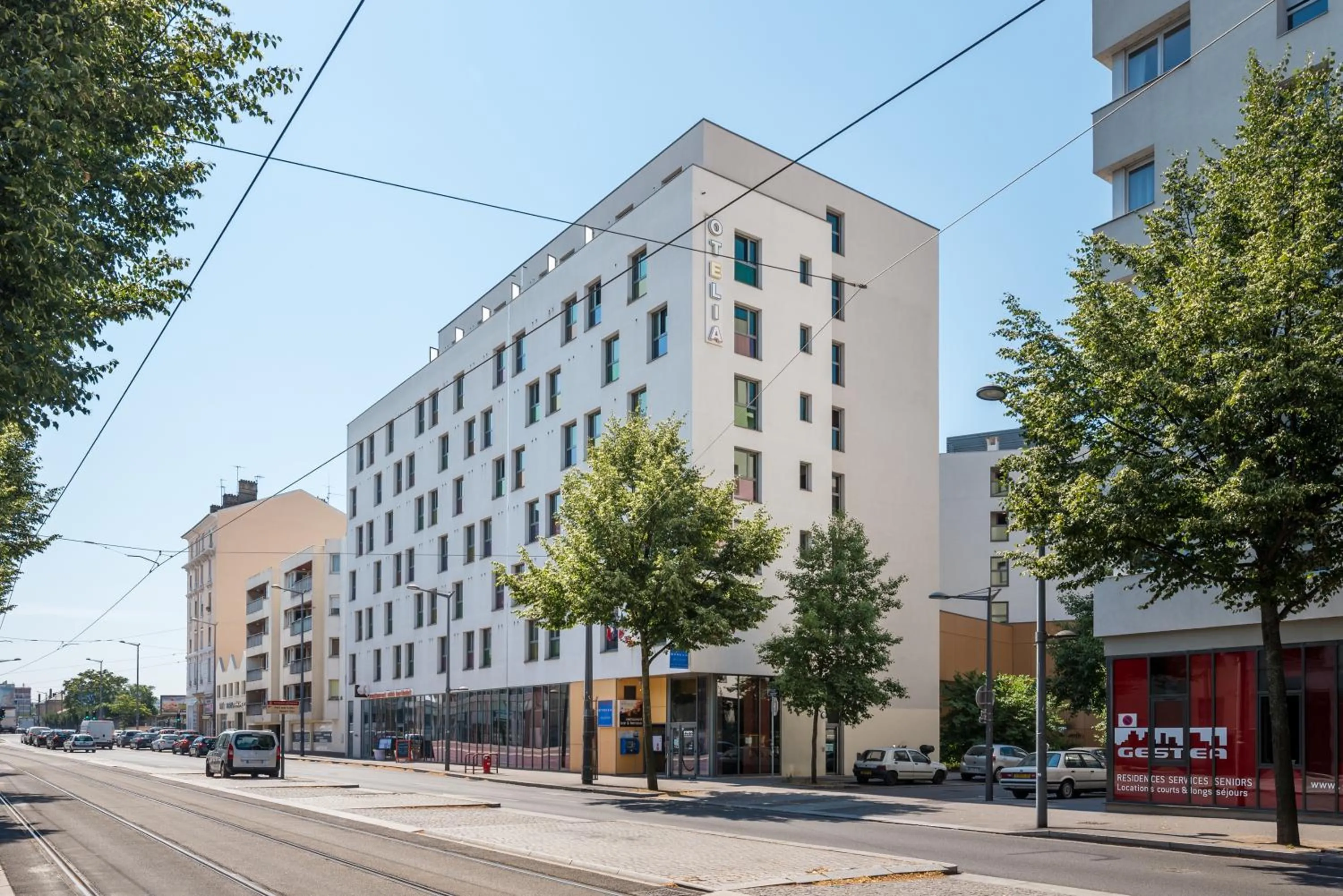 Property building in B&B HOME Lyon Centre Berthelot