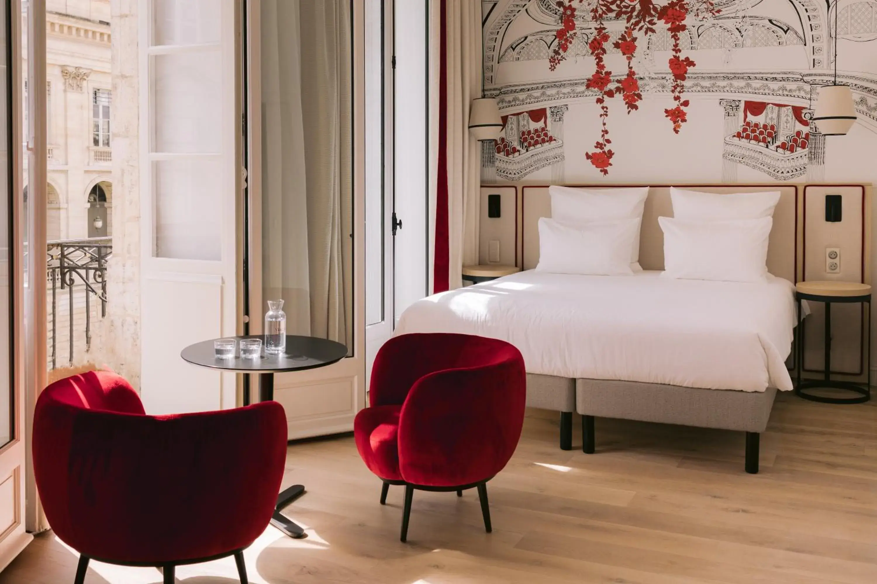 Bedroom, Bed in Hôtel Majestic Bedroom, Bed in Hôtel Majestic