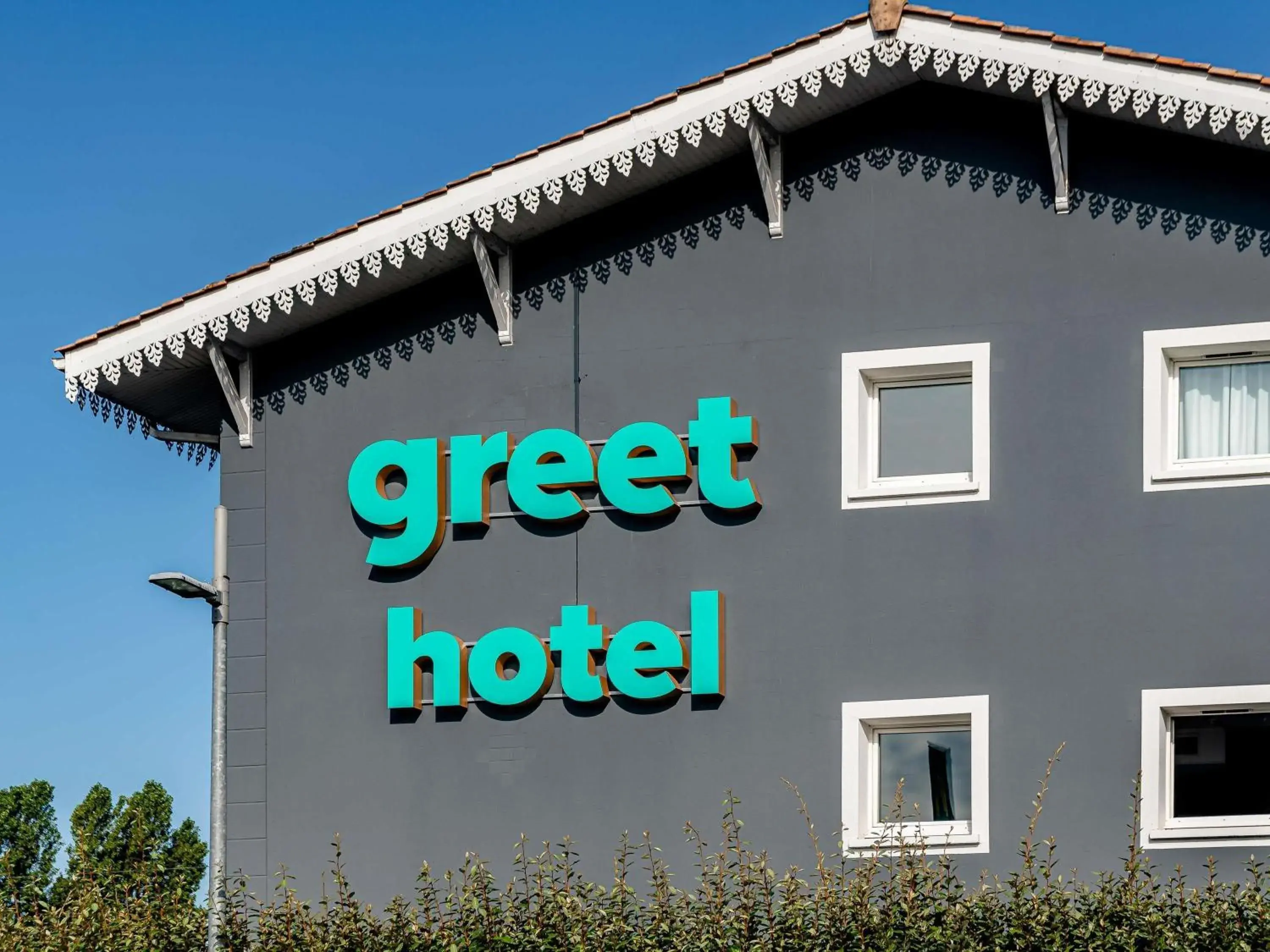 Property building in Greet Hotel Bordeaux Floirac Arena Property building in Greet Hotel Bordeaux Floirac Arena