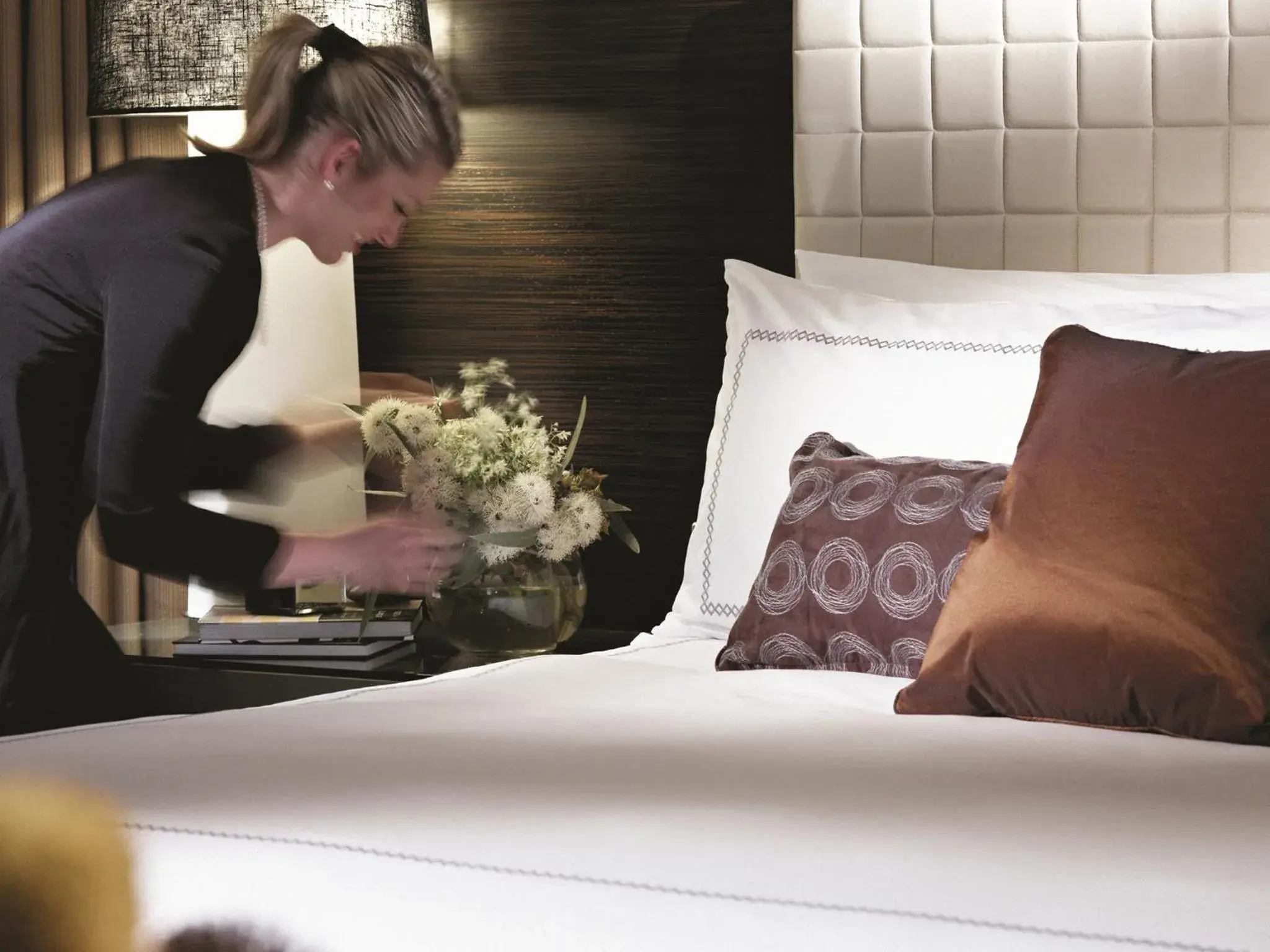 Four Seasons Hotel Sydney Four Seasons Hotel Sydney