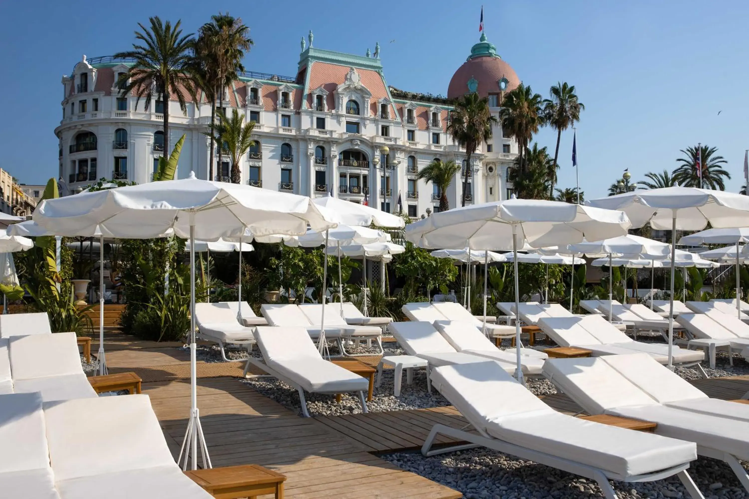 Beach in Hotel Le Negresco Beach in Hotel Le Negresco