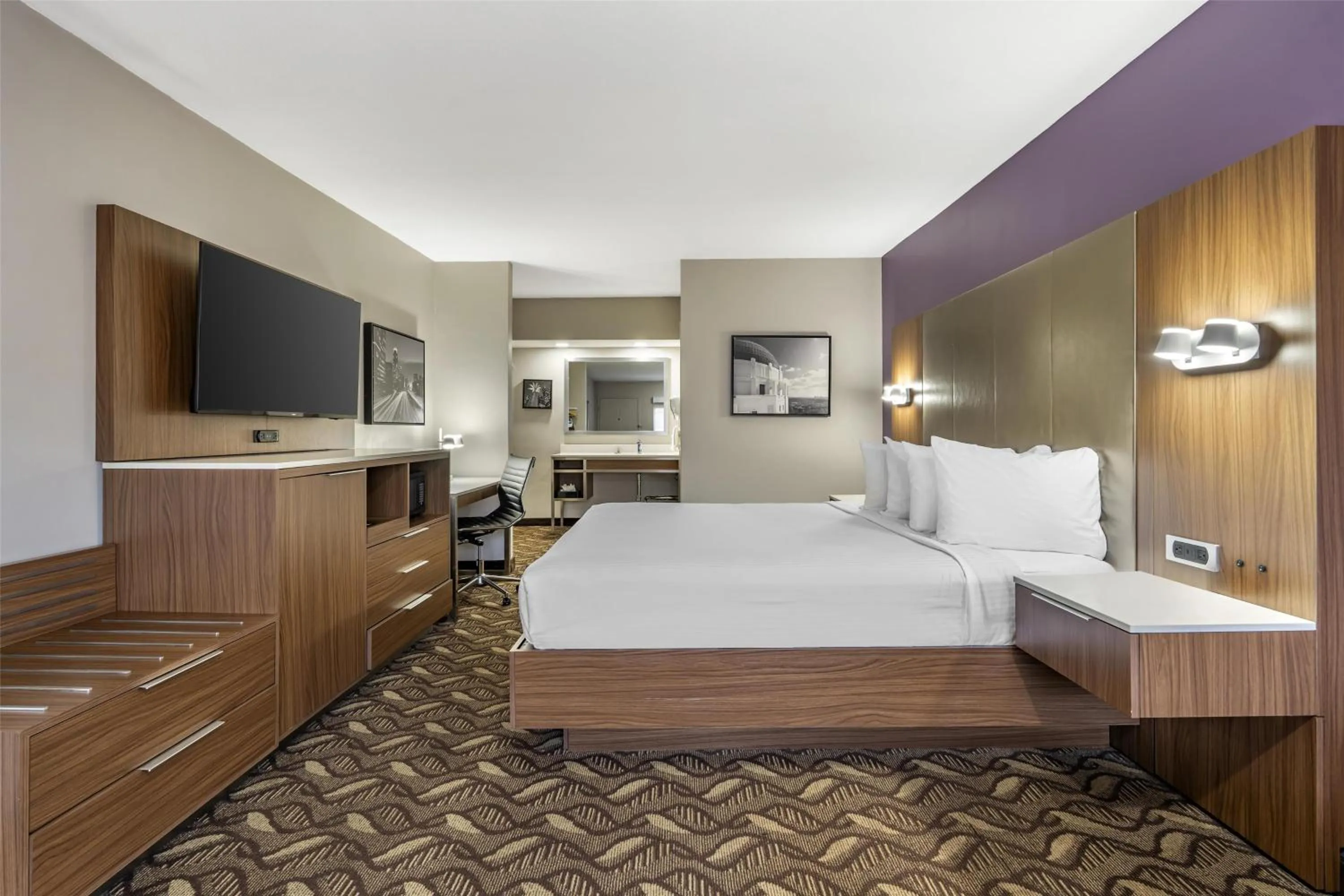 Bedroom, Bed in Best Western Airport Plaza Hotel – LAX Airport LA Stadium