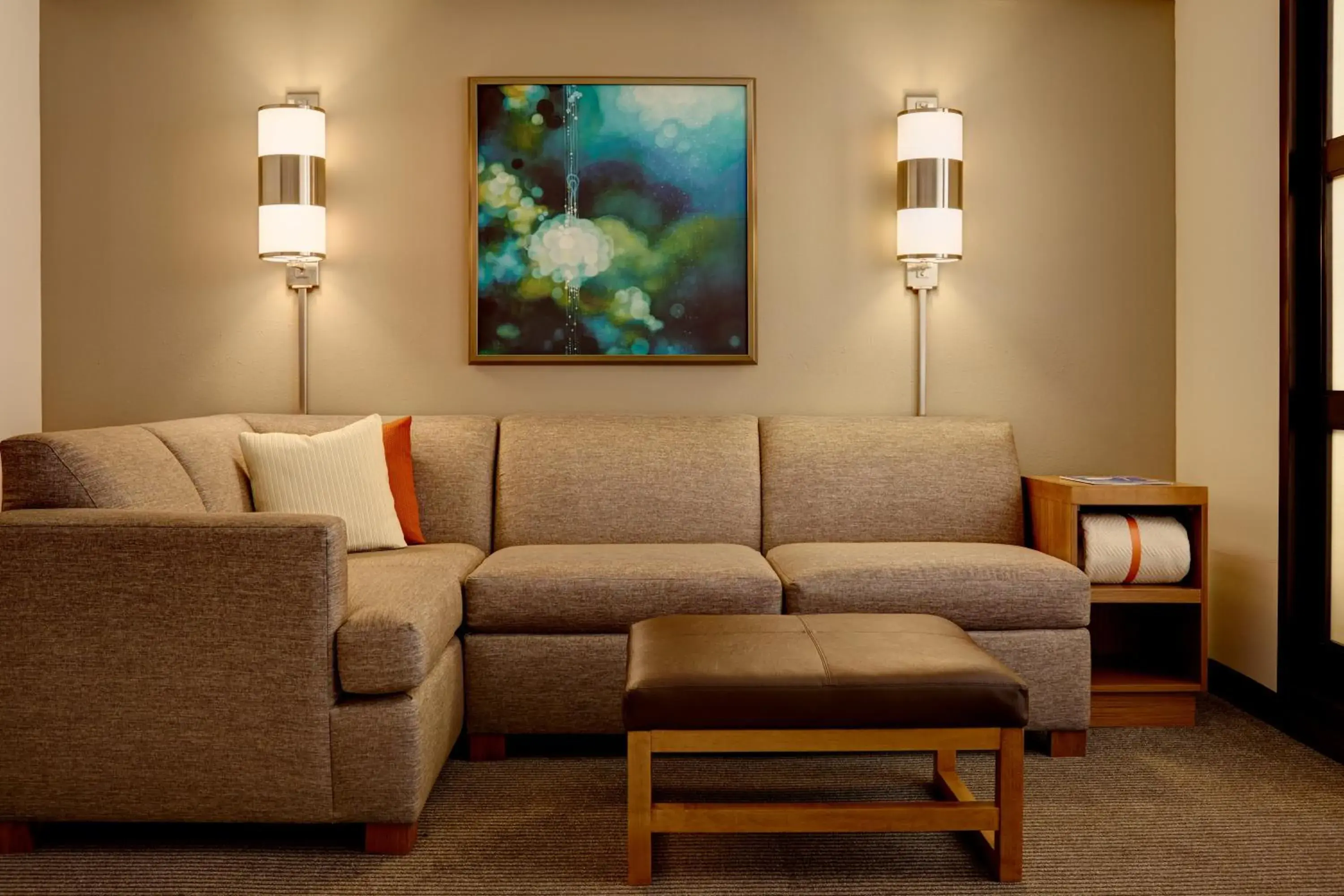 Seating area in Hyatt Place Atlanta Buckhead Seating area in Hyatt Place Atlanta Buckhead