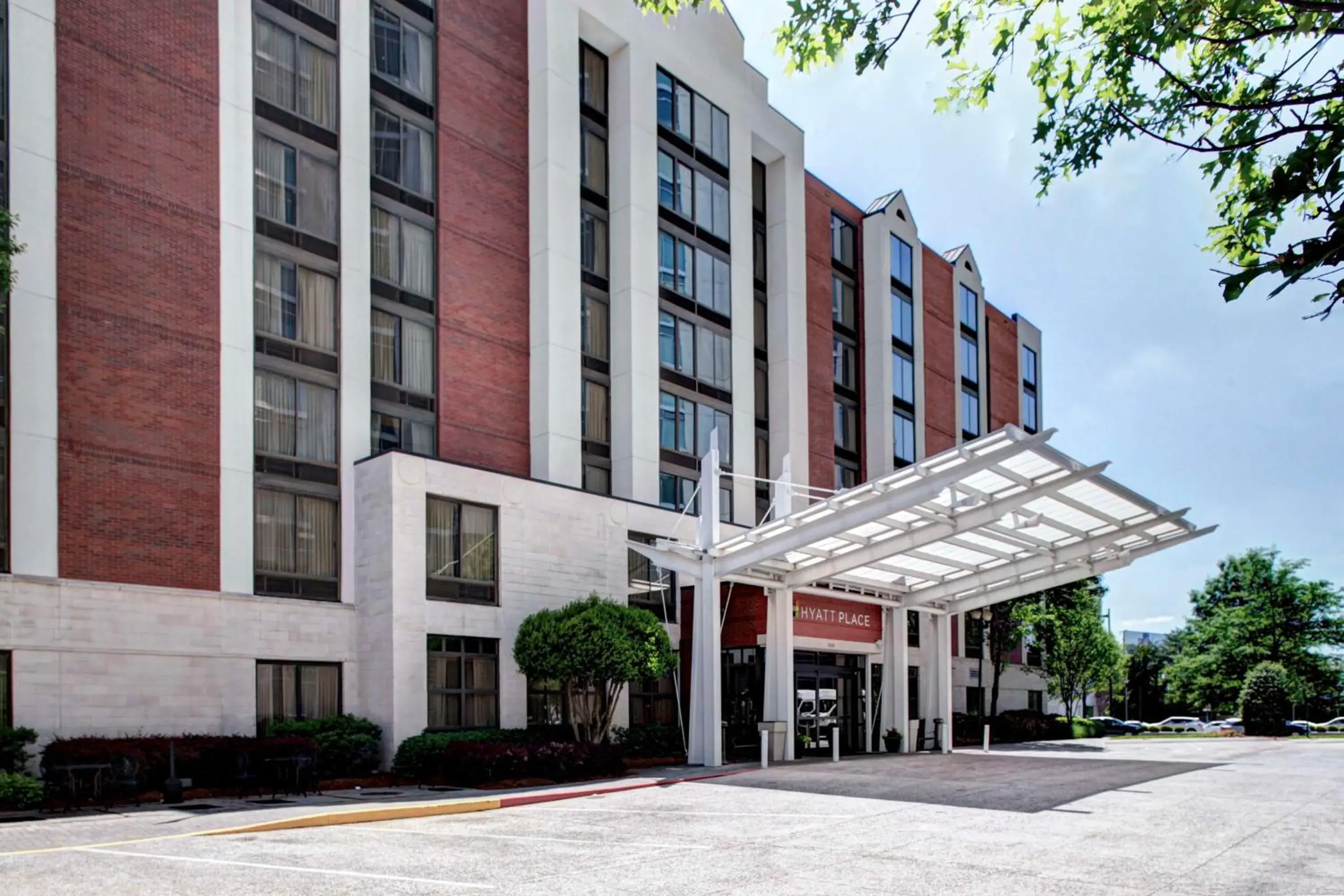 Property building in Hyatt Place Atlanta Buckhead Property building in Hyatt Place Atlanta Buckhead