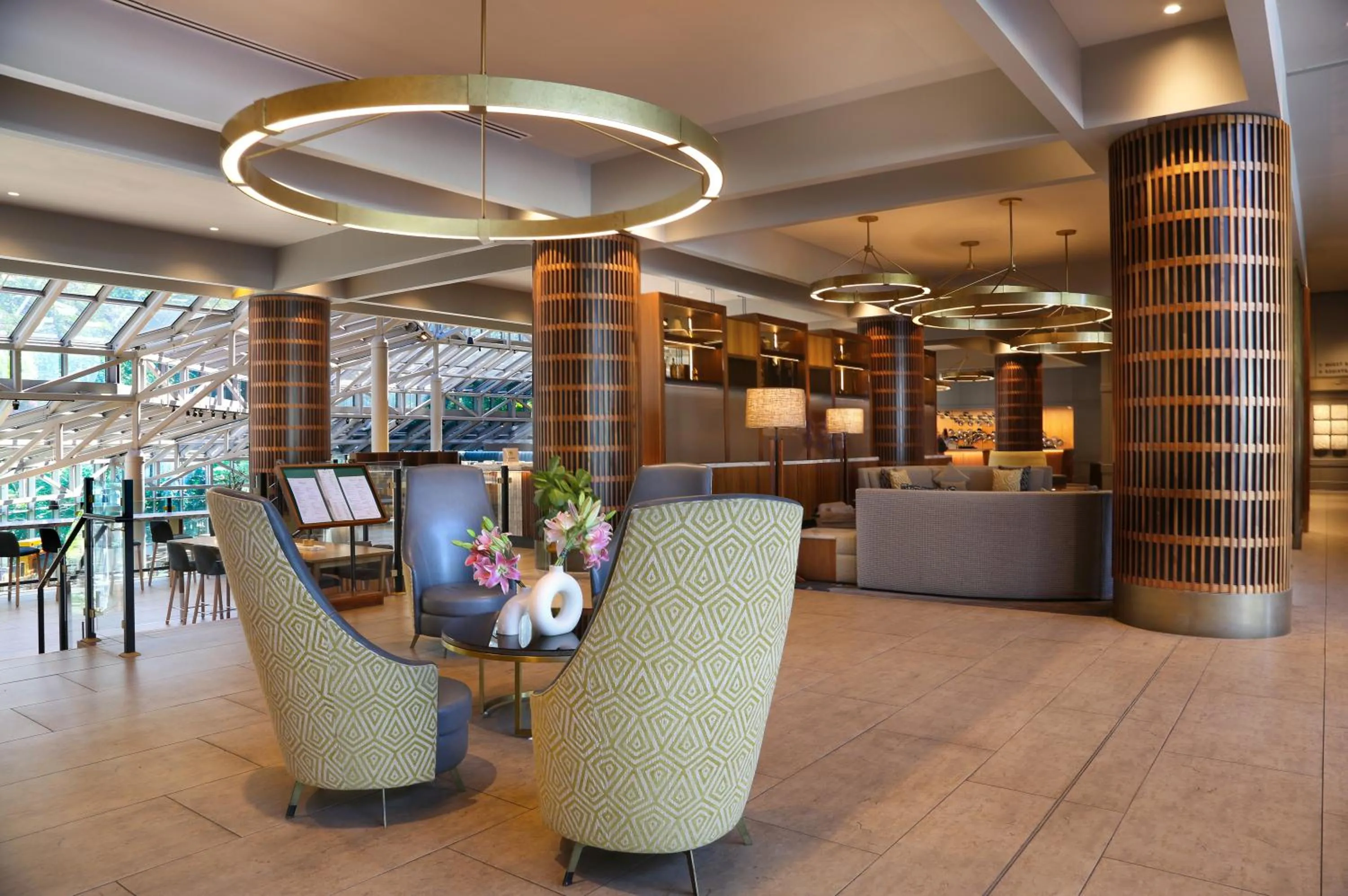 Crowne Plaza Atlanta Perimeter at Ravinia by IHG