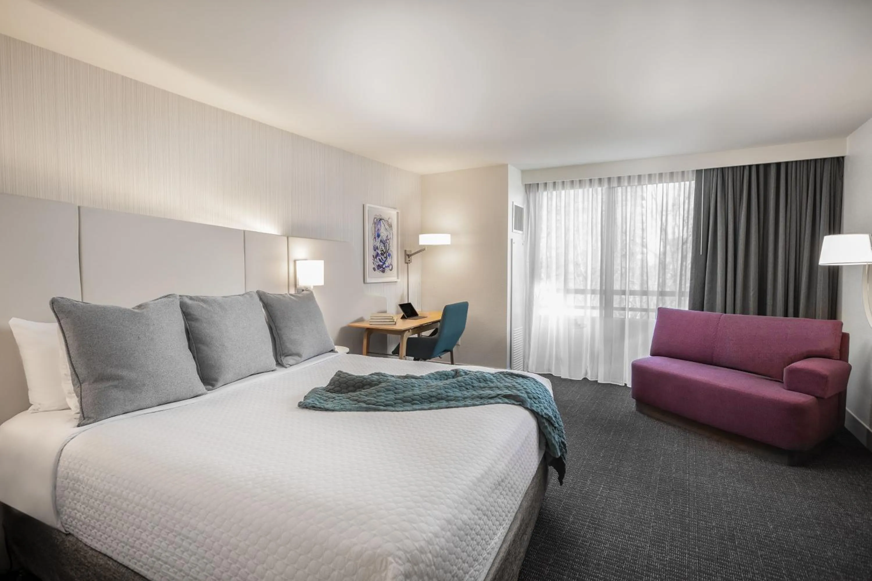 Crowne Plaza Atlanta Perimeter at Ravinia by IHG