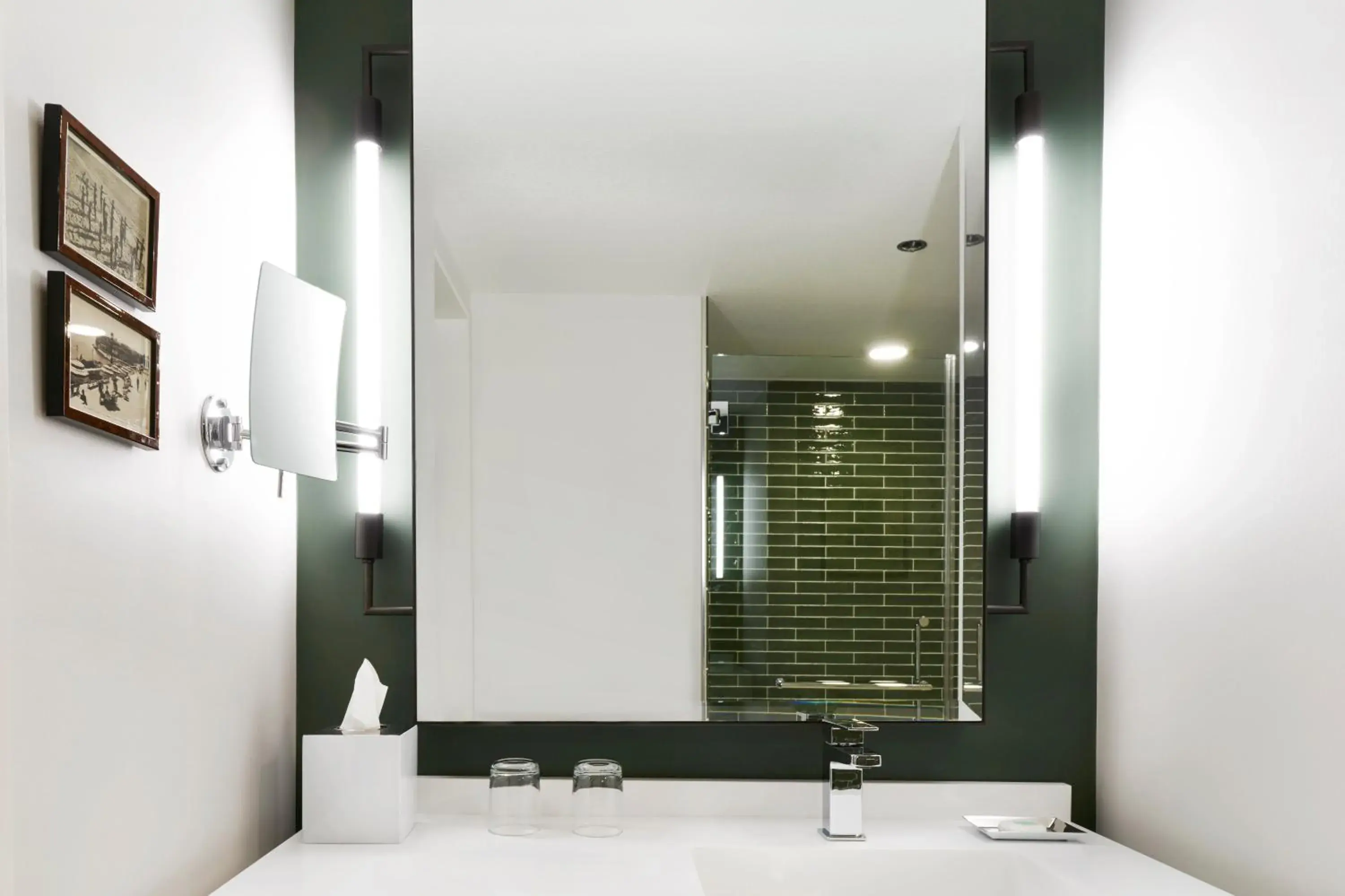 Bathroom in Park MGM Las Vegas Bathroom in Park MGM Las Vegas