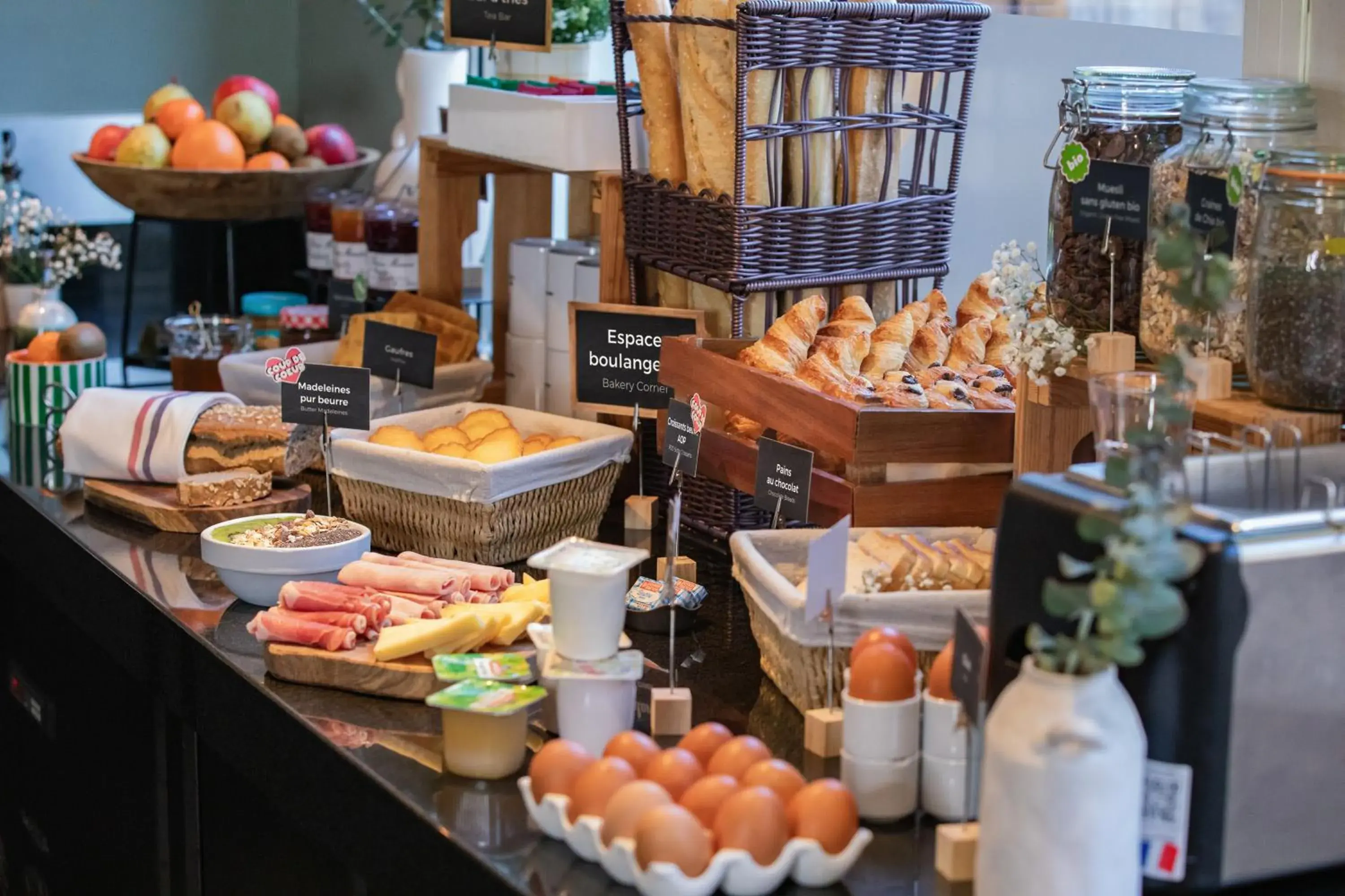 Breakfast in Appart'City Confort Bordeaux Chartrons Breakfast in Appart'City Confort Bordeaux Chartrons