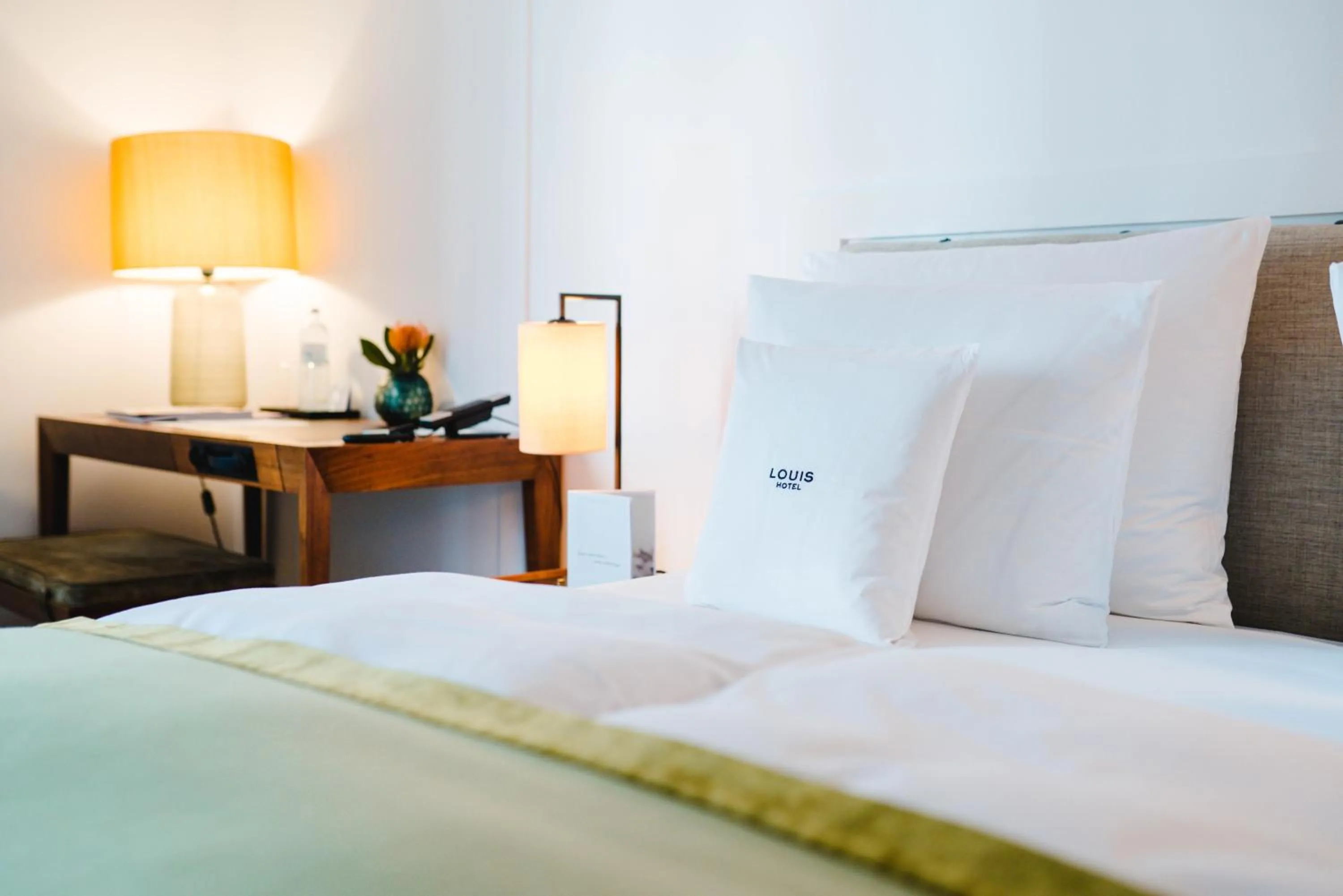 Bed in Louis Hotel