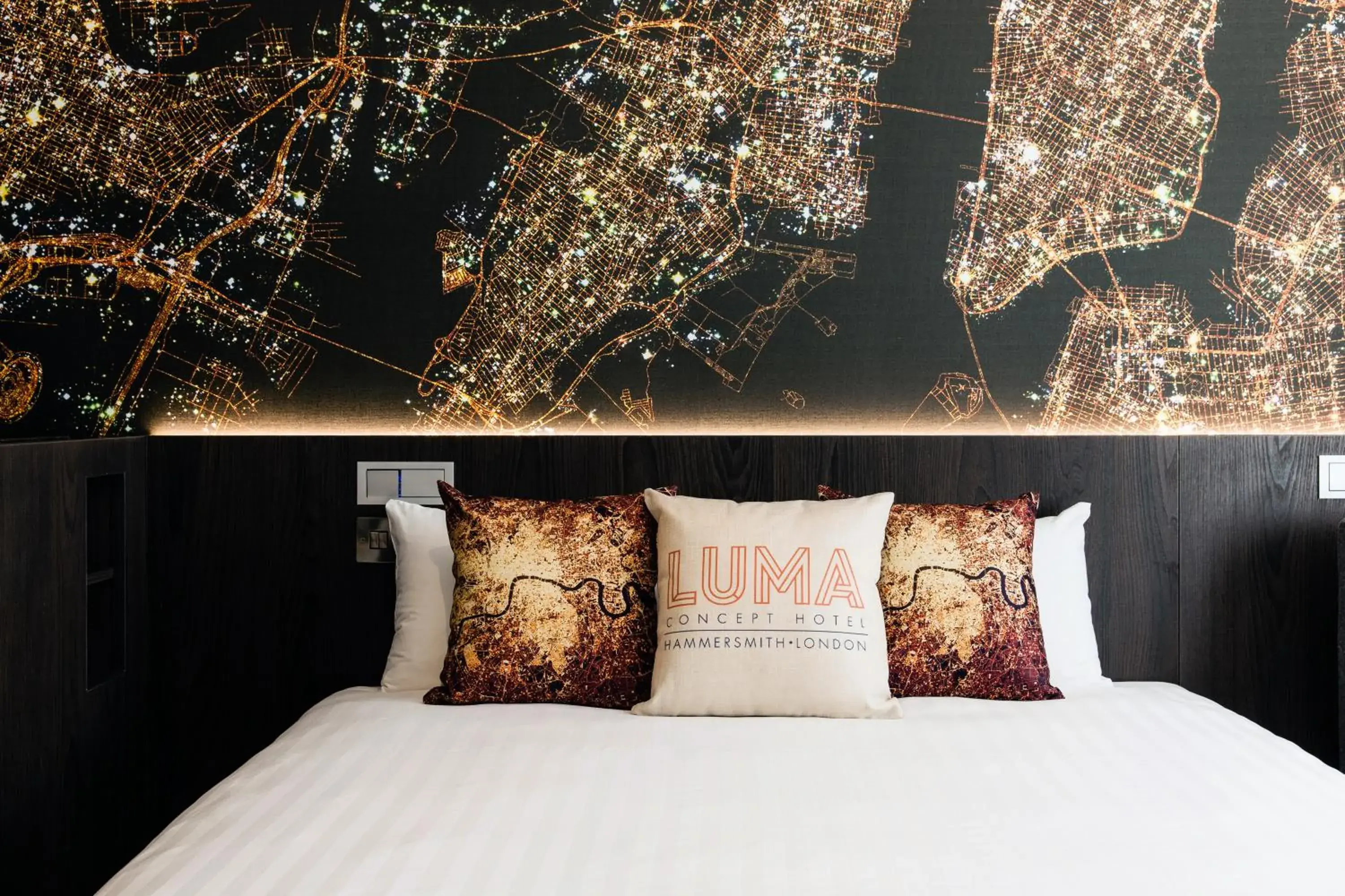 Bed in Heeton Concept Hotel – Luma Hammersmith Bed in Heeton Concept Hotel – Luma Hammersmith