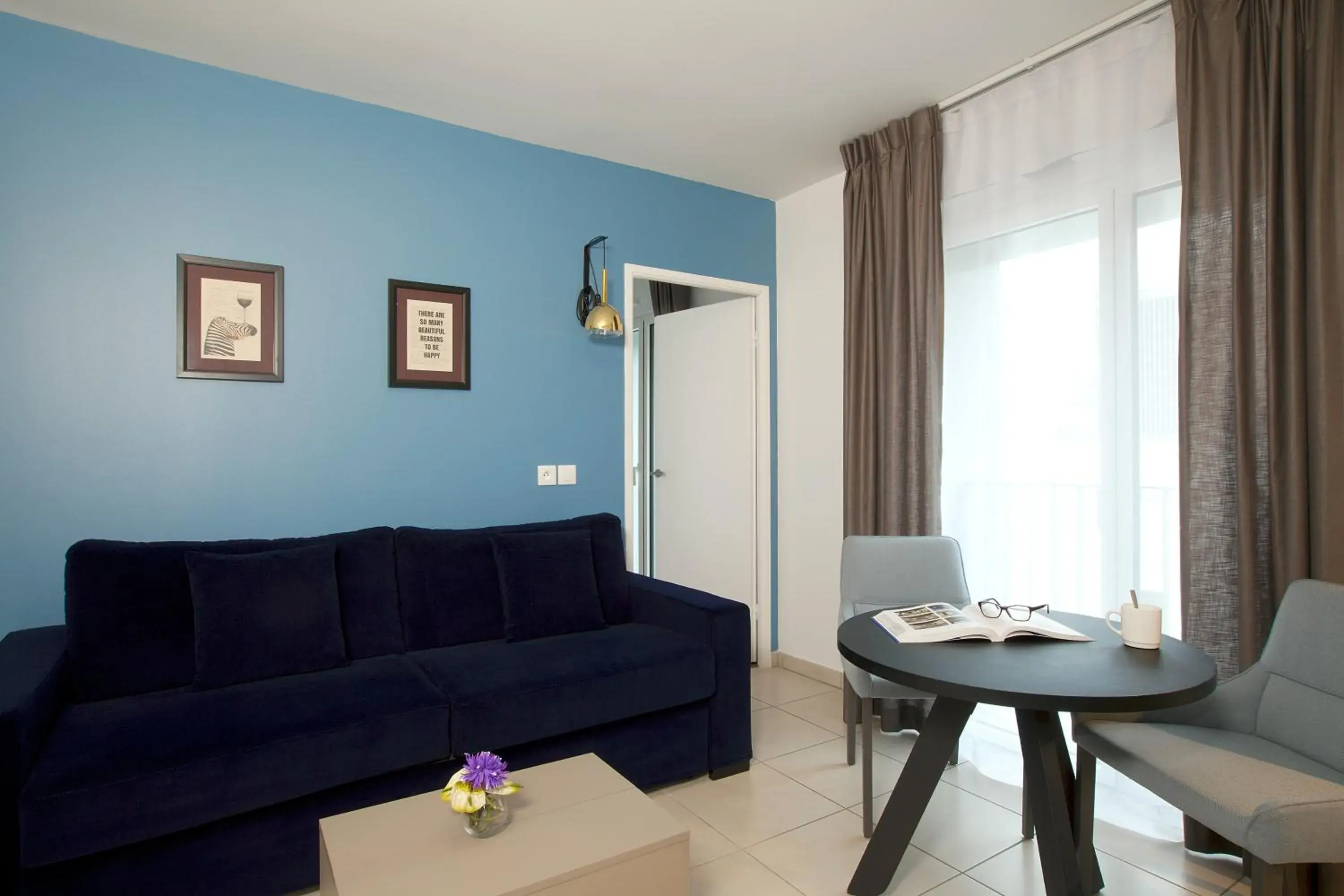 Seating area in Residhome Bordeaux Seating area in Residhome Bordeaux