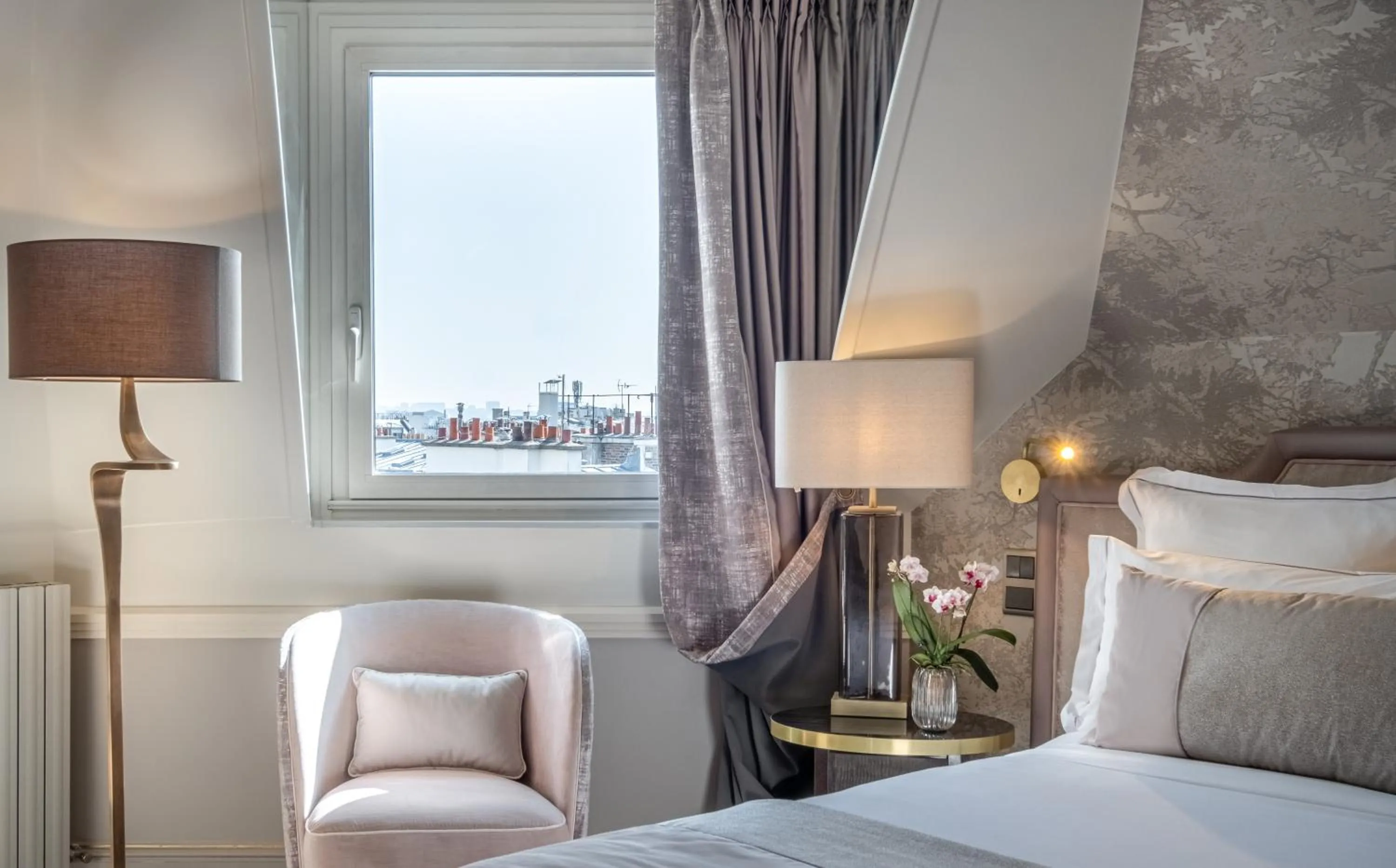 Decorative detail, Bed in Hôtel Elysia by Inwood Hotels
