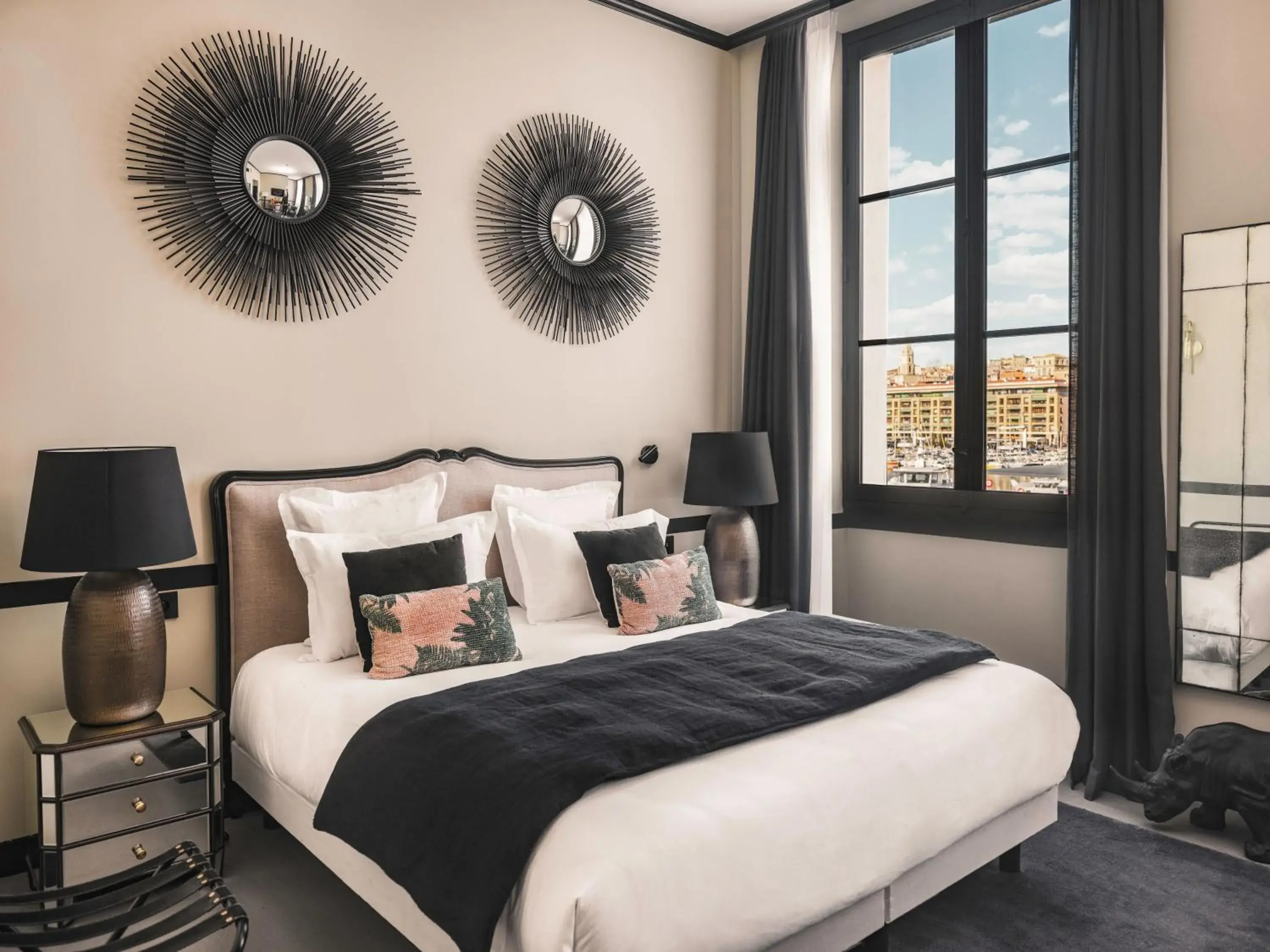 Maisons du Monde Hôtel & Suites - Marseille Vieux Port Maisons du Monde Hôtel & Suites - Marseille Vieux Port