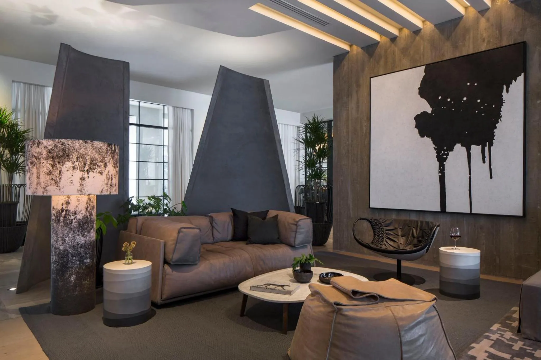 Property building in Kimpton La Peer Hotel West Hollywood by IHG