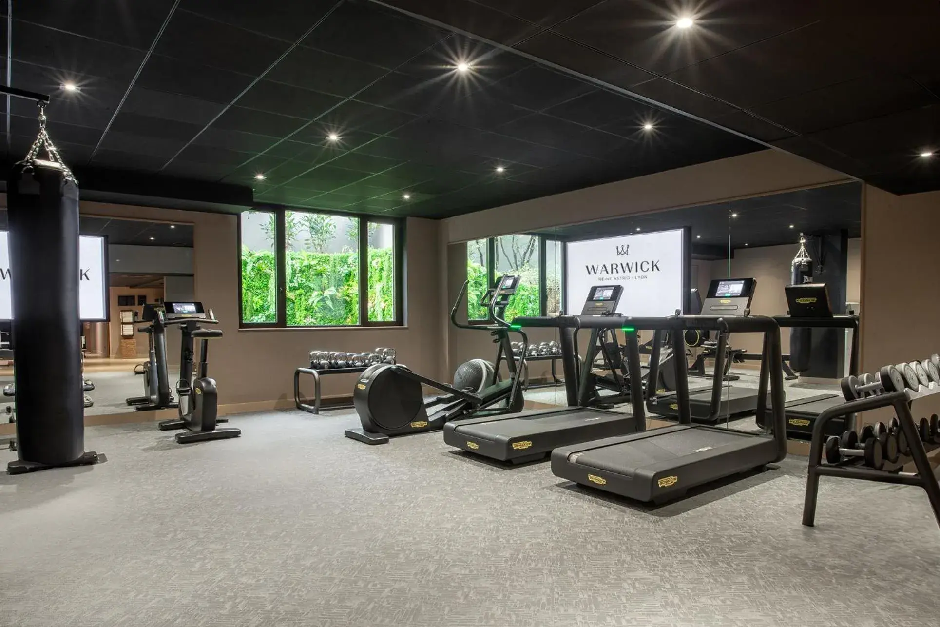 Fitness centre/facilities in Warwick Reine Astrid - Lyon Fitness centre/facilities in Warwick Reine Astrid - Lyon