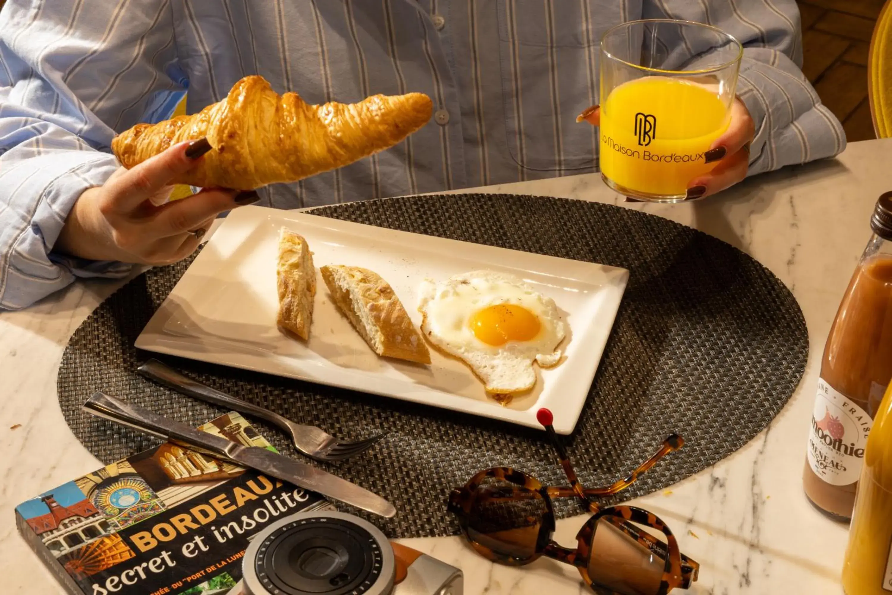 Food and drinks in Hôtel La Maison Bord'eaux Food and drinks in Hôtel La Maison Bord'eaux
