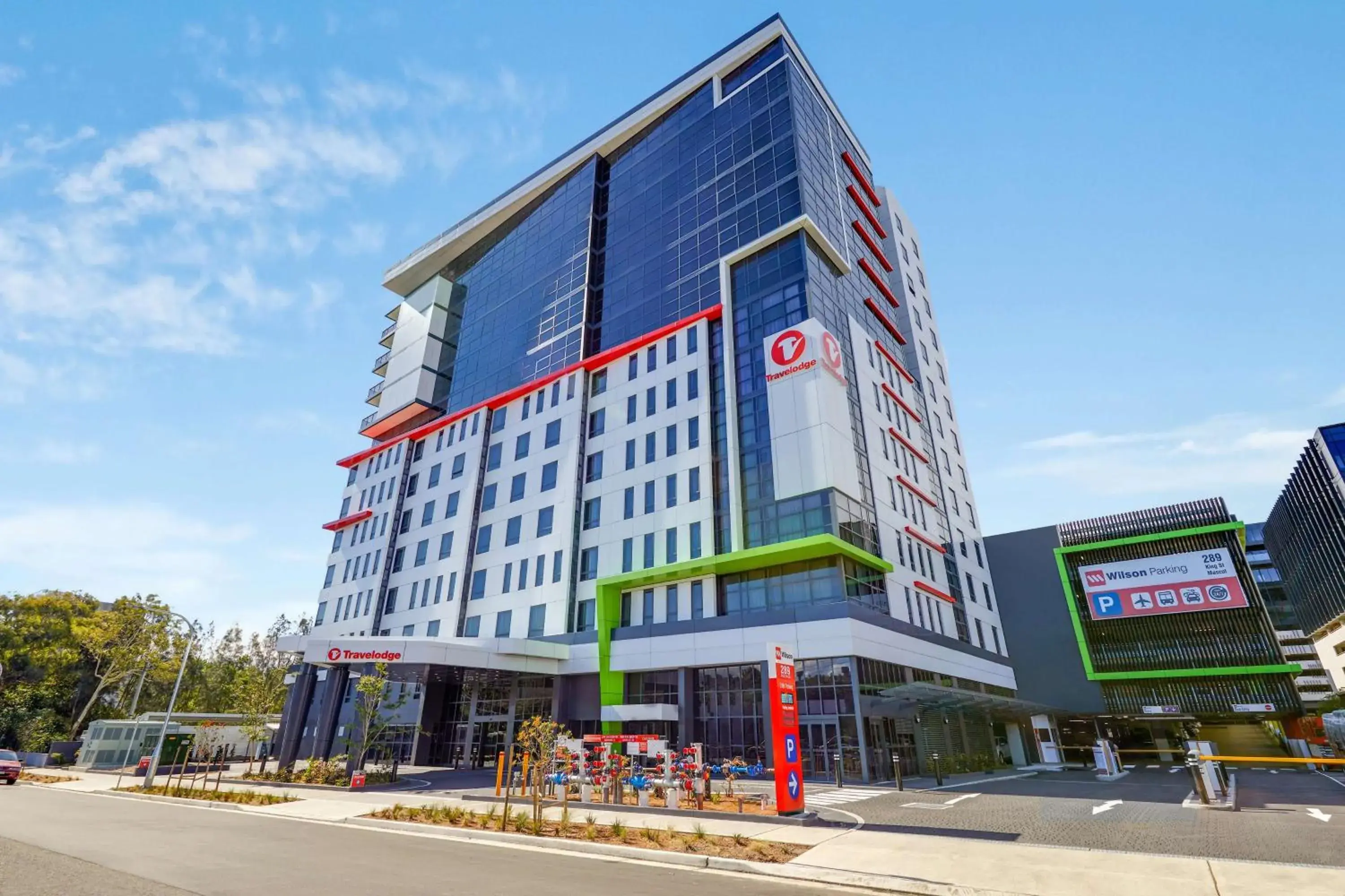 Property building in Travelodge Hotel Sydney Airport Property building in Travelodge Hotel Sydney Airport