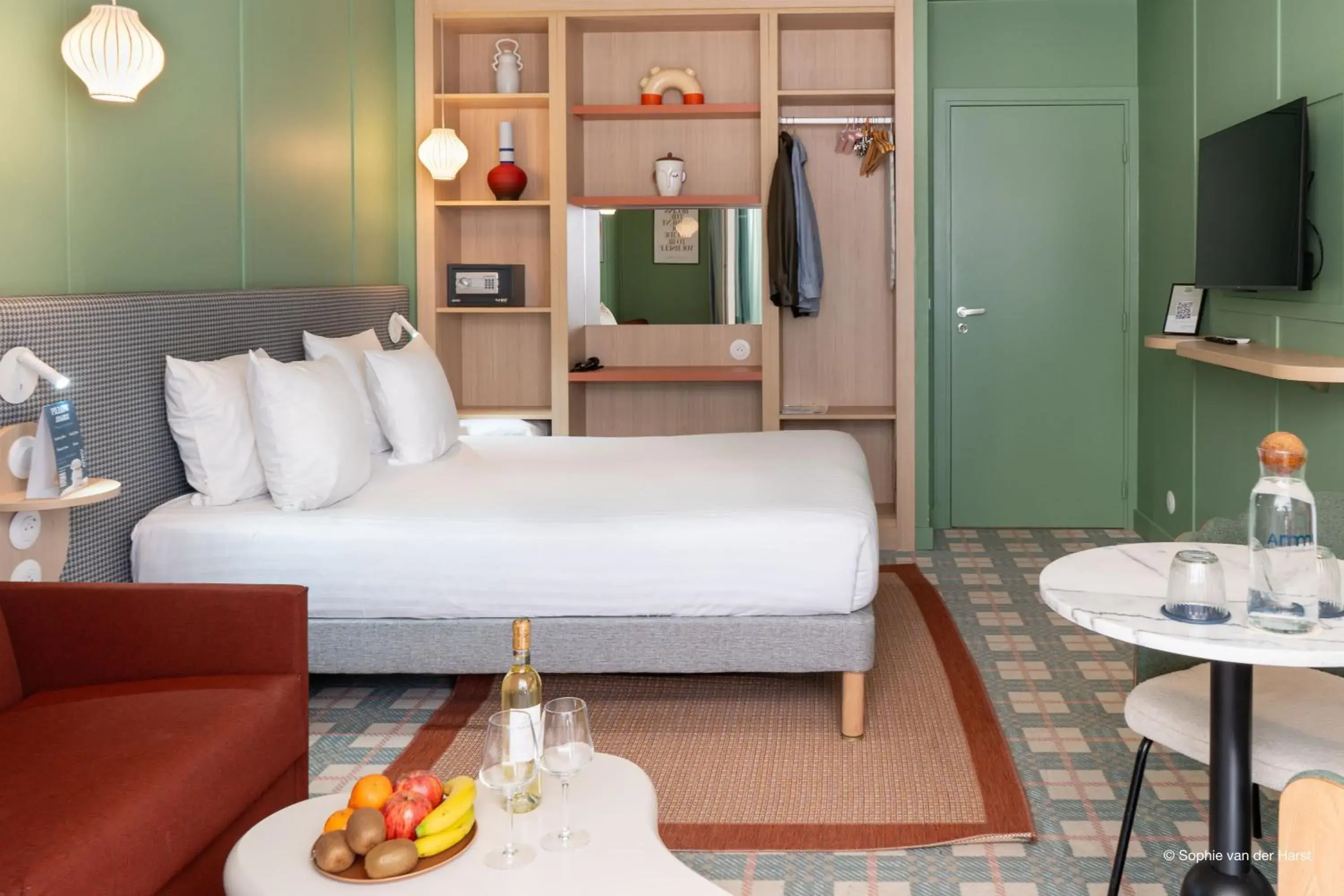 Photo of the whole room, Bed in Hotel Aparthotel AMMI Nice Lafayette Photo of the whole room, Bed in Hotel Aparthotel AMMI Nice Lafayette