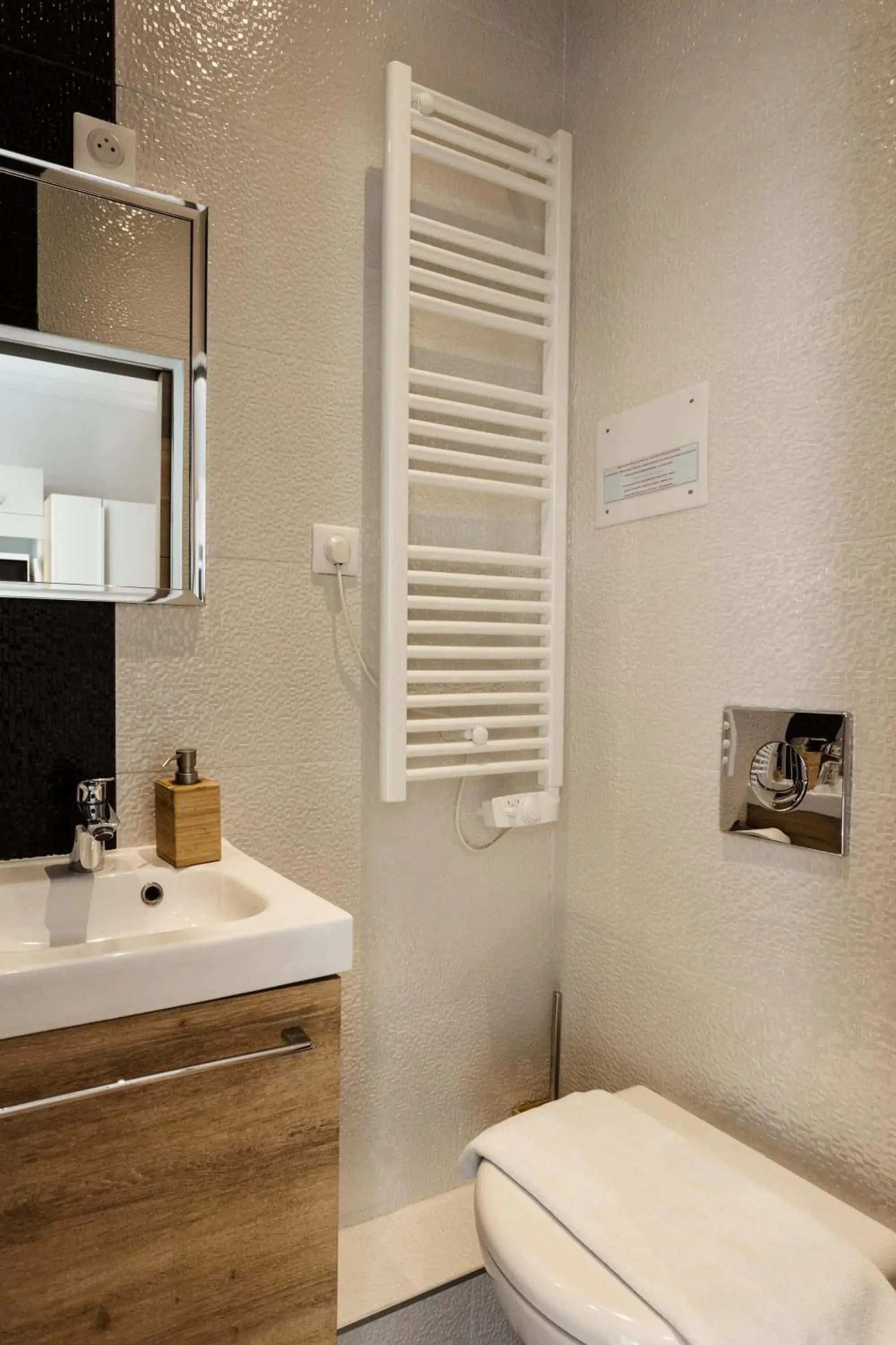 Shower in Nice Home - Studios Lido Shower in Nice Home - Studios Lido