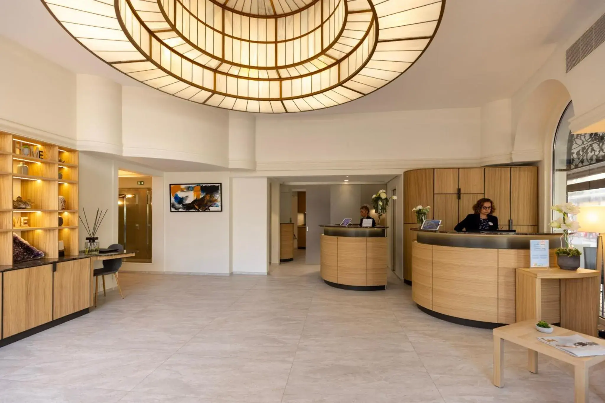 Lobby or reception in Cristal Hôtel & Spa Lobby or reception in Cristal Hôtel & Spa