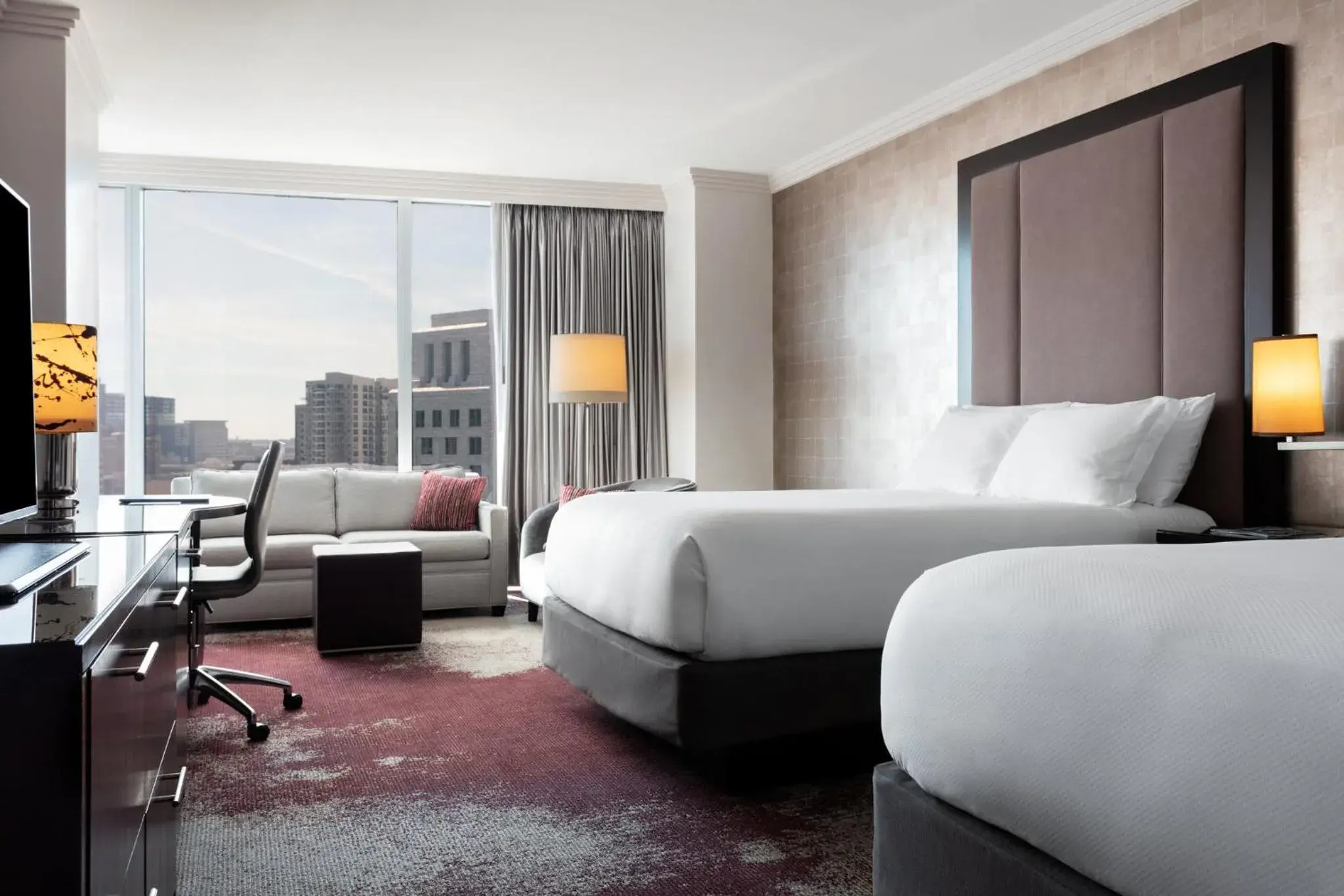 Photo of the whole room, Bed in Loews Atlanta Hotel Photo of the whole room, Bed in Loews Atlanta Hotel