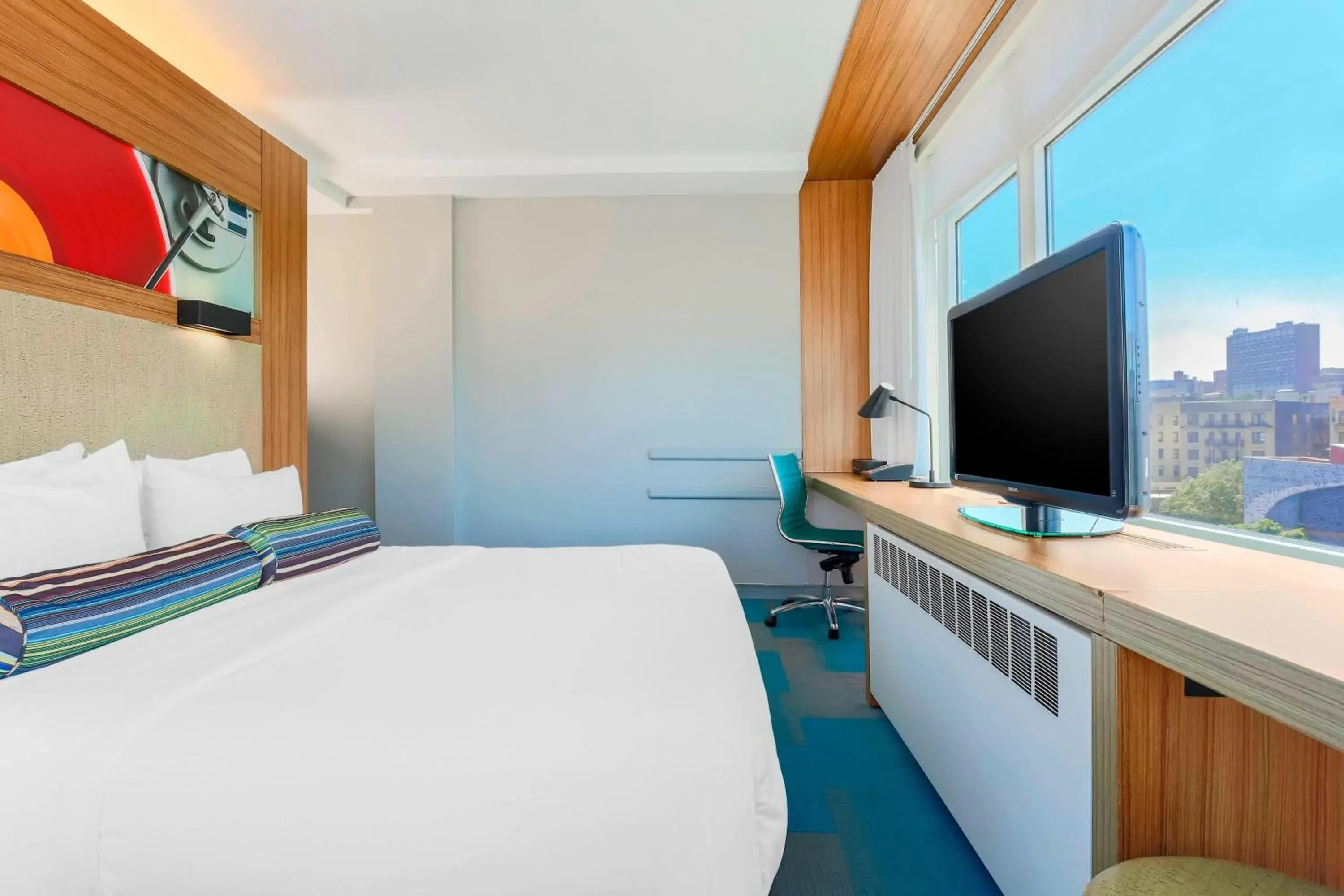 Photo of the whole room, Bed in Aloft Harlem Photo of the whole room, Bed in Aloft Harlem