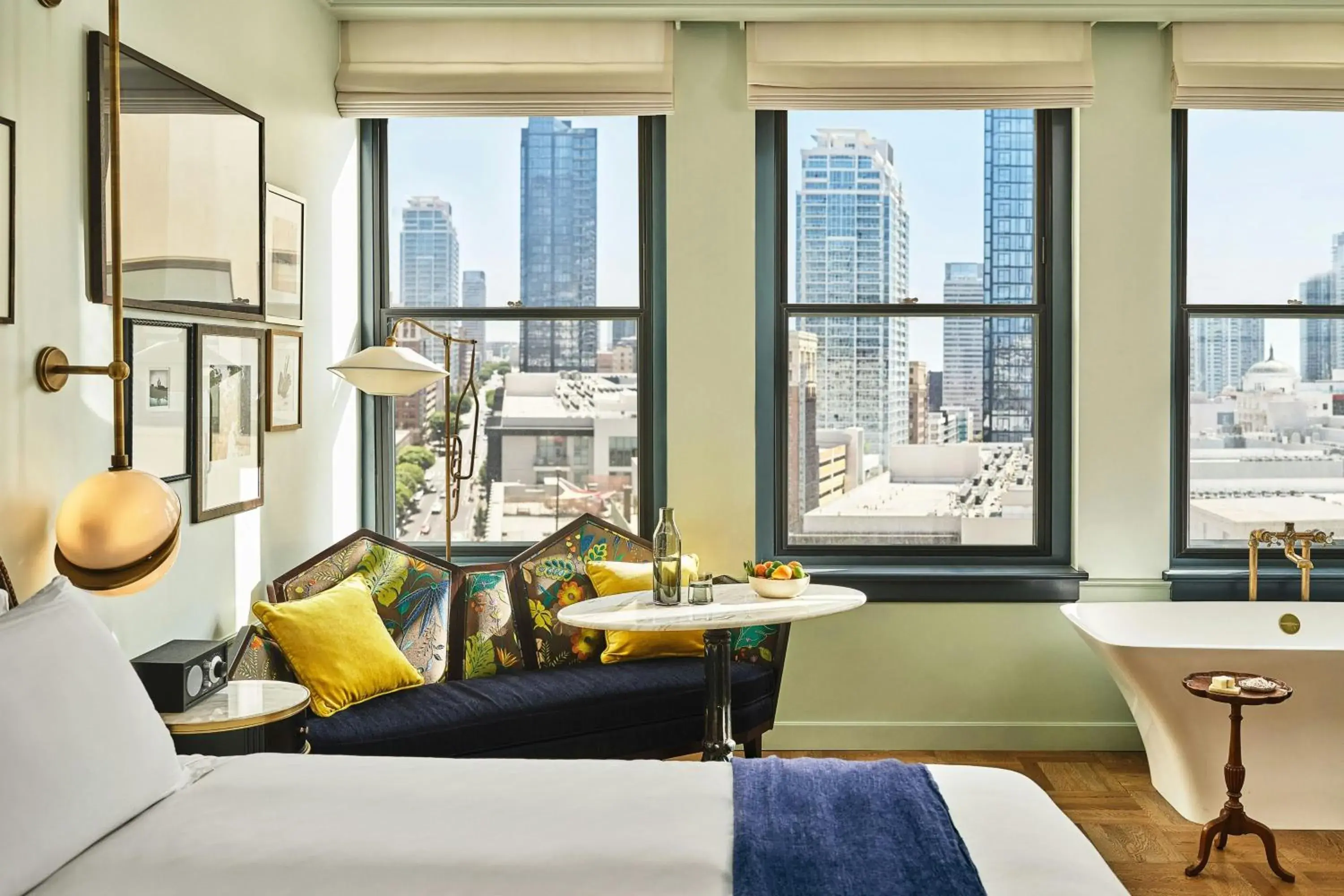 Photo of the whole room, Bed in Hotel Per La, Autograph Collection Photo of the whole room, Bed in Hotel Per La, Autograph Collection