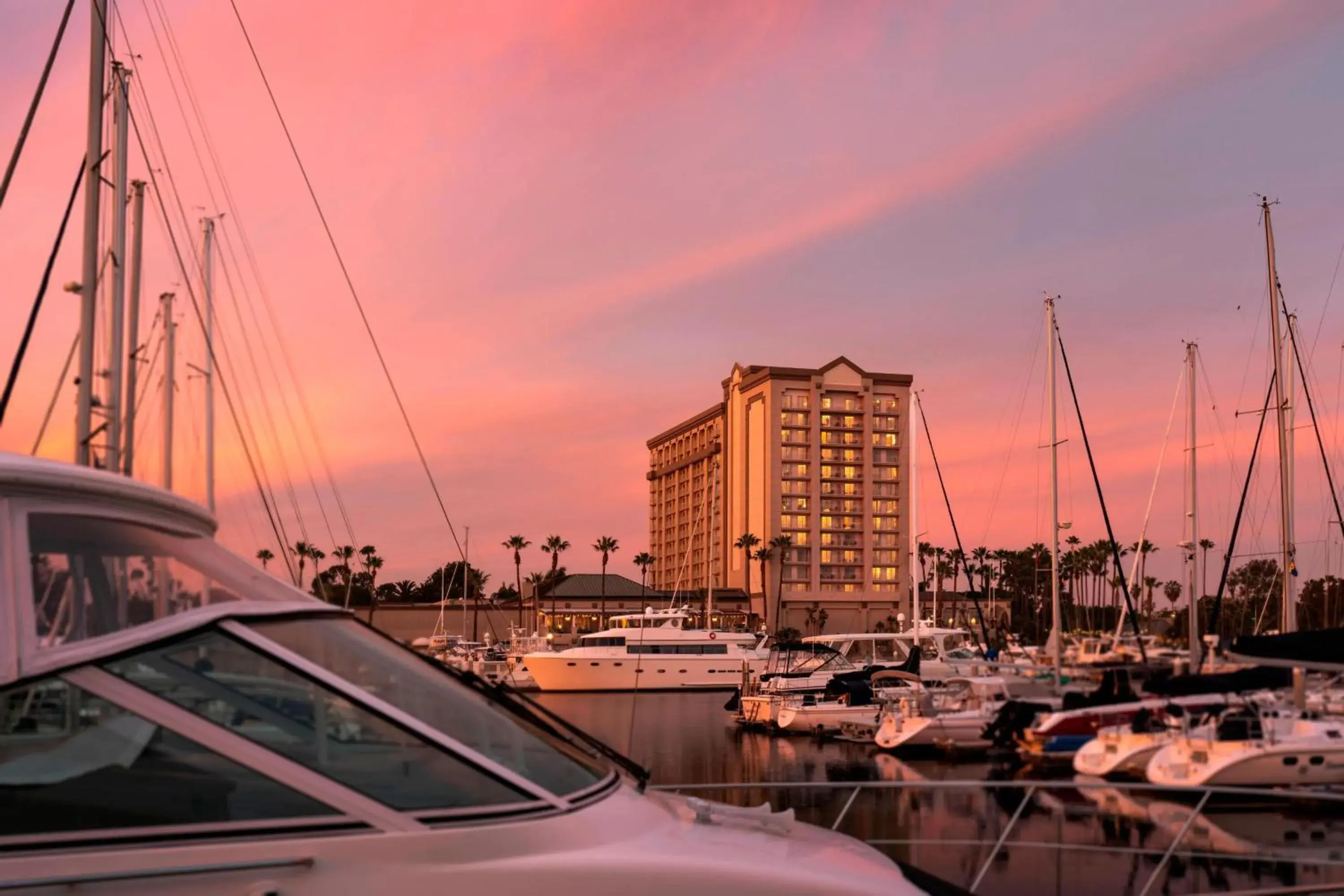 The Ritz-Carlton, Marina del Rey The Ritz-Carlton, Marina del Rey