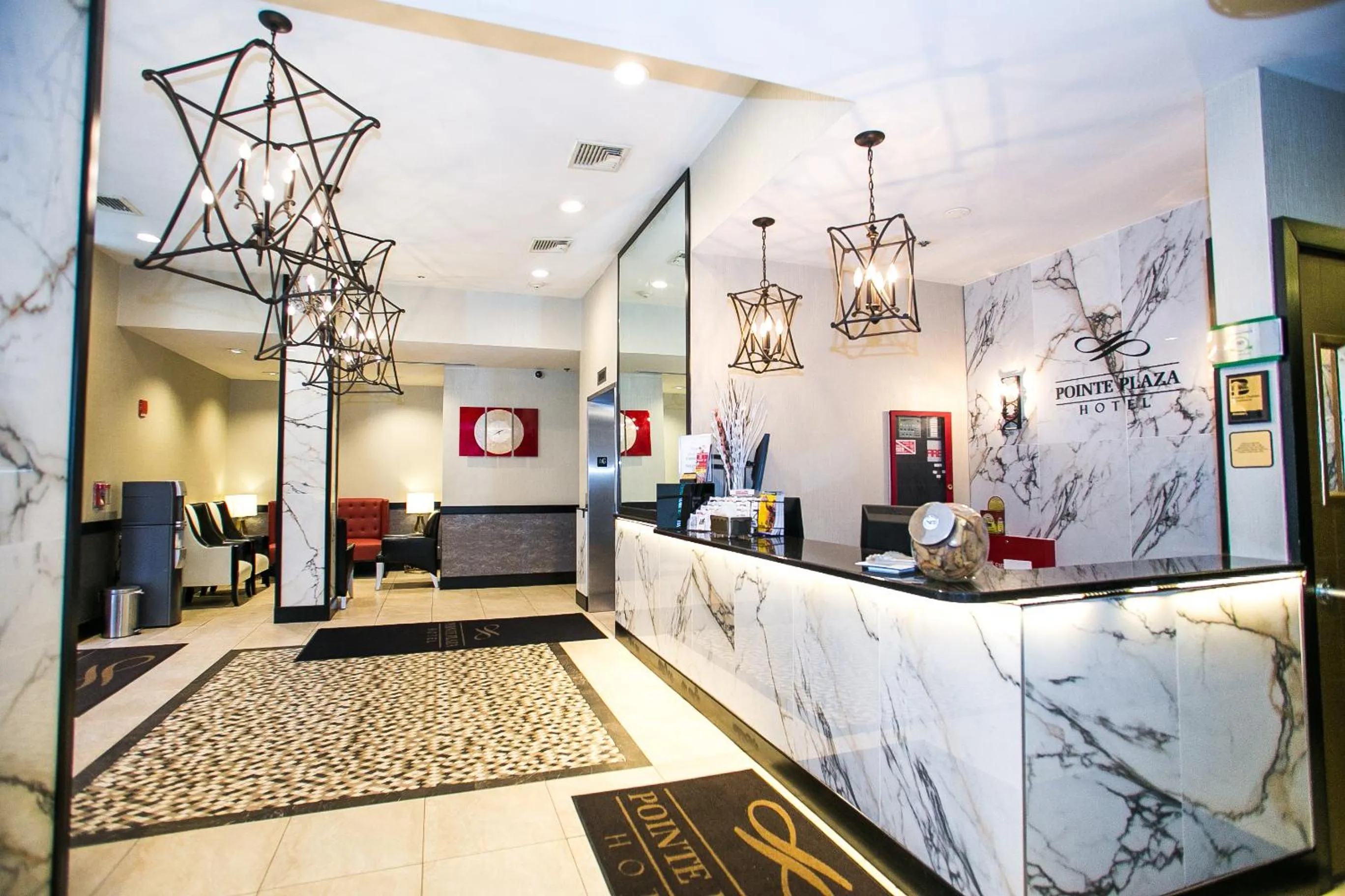 Seating area in Pointe Plaza Hotel