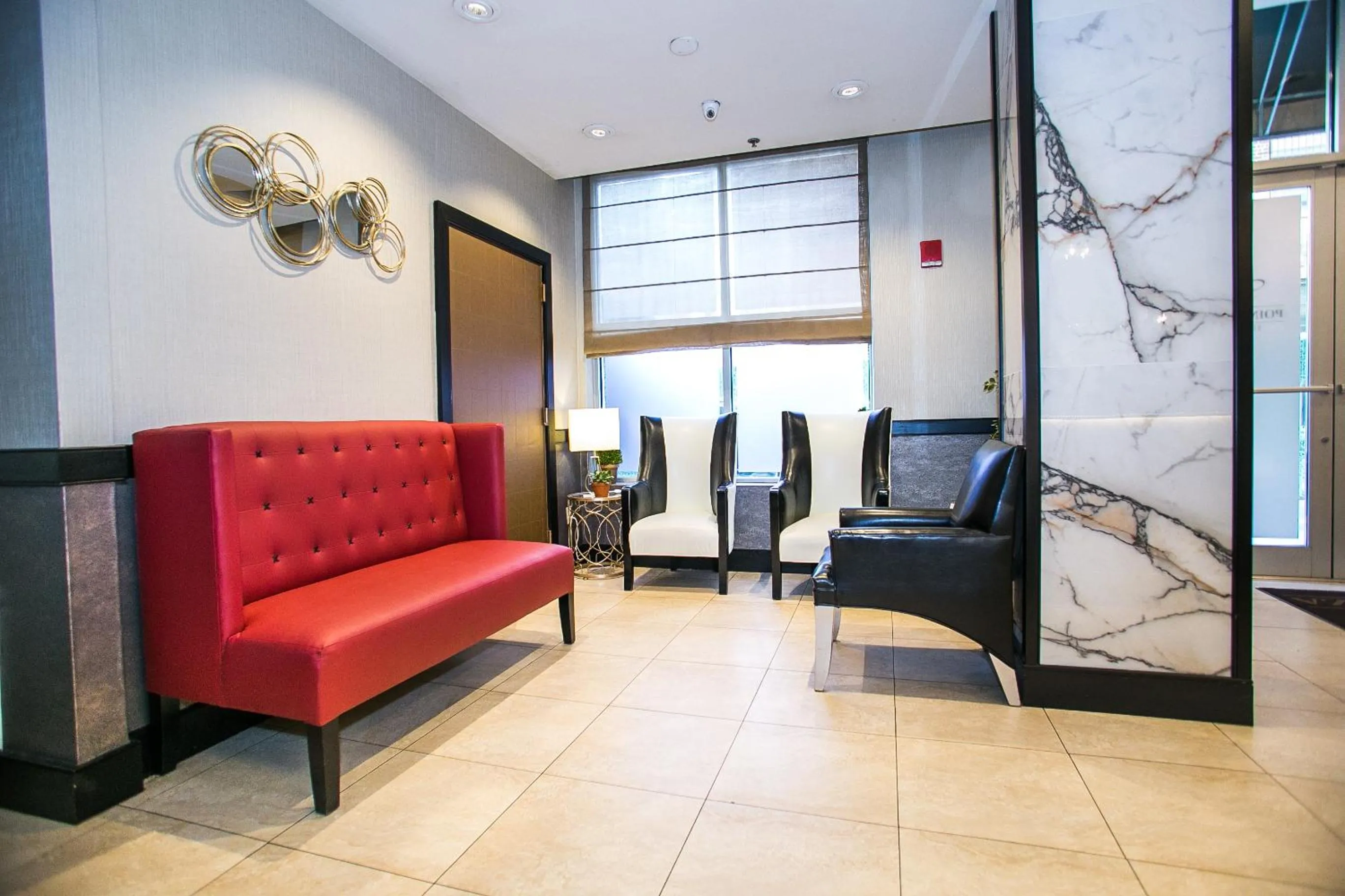 Pointe Plaza Hotel