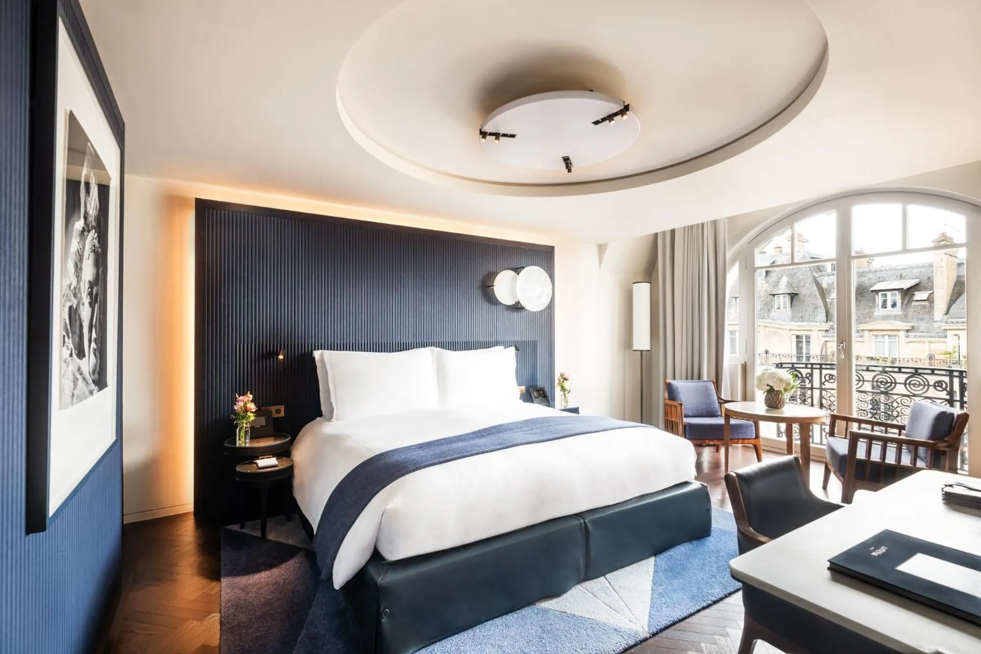 Bedroom, Bed in Mandarin Oriental Lutetia, Paris