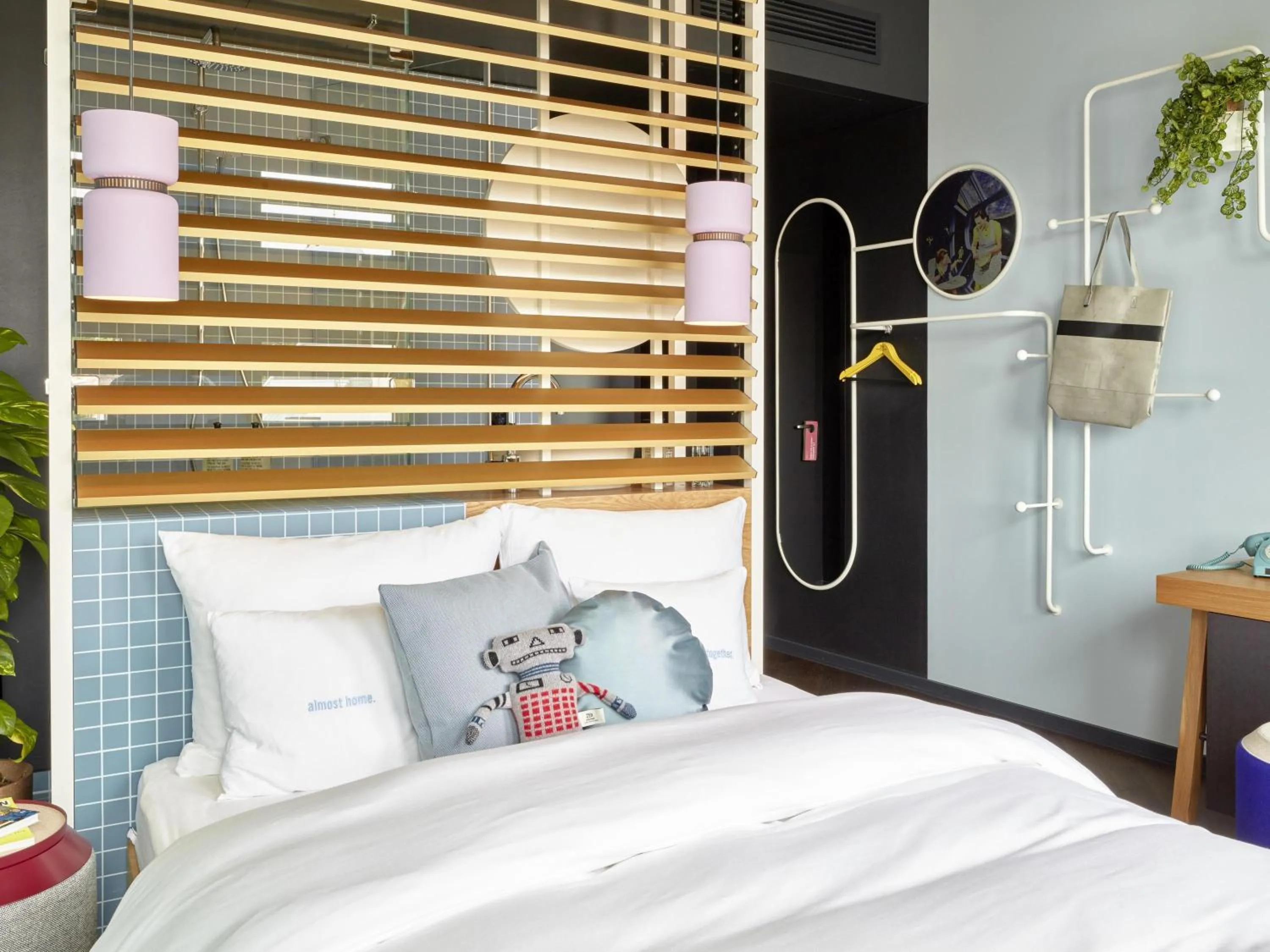 Bedroom, Bed in 25hours Hotel The Circle